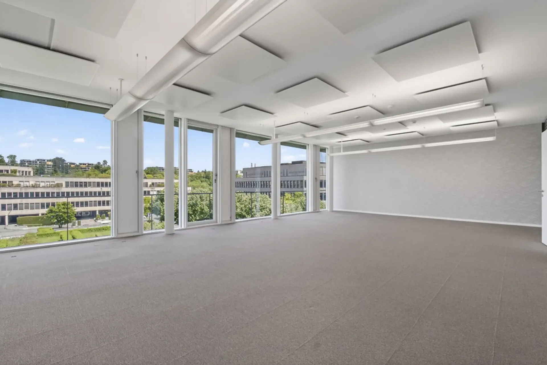 Büroflächen zwischen 65 und 455 m2 / Ausgebaut und Bezugsbereit