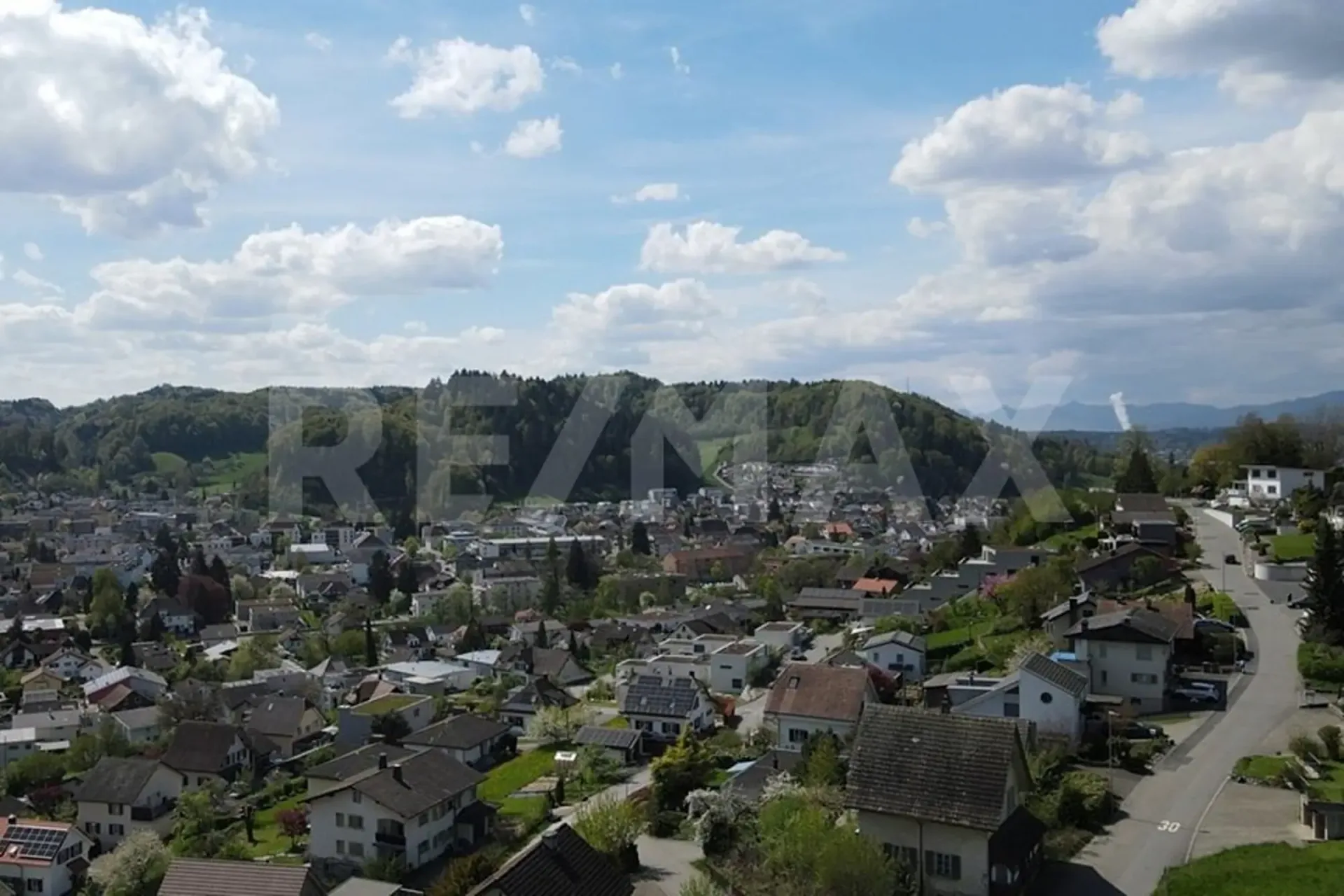Votre rêve de maison commence ici Terrain à bâtir avec vue lointaine à Gränichen