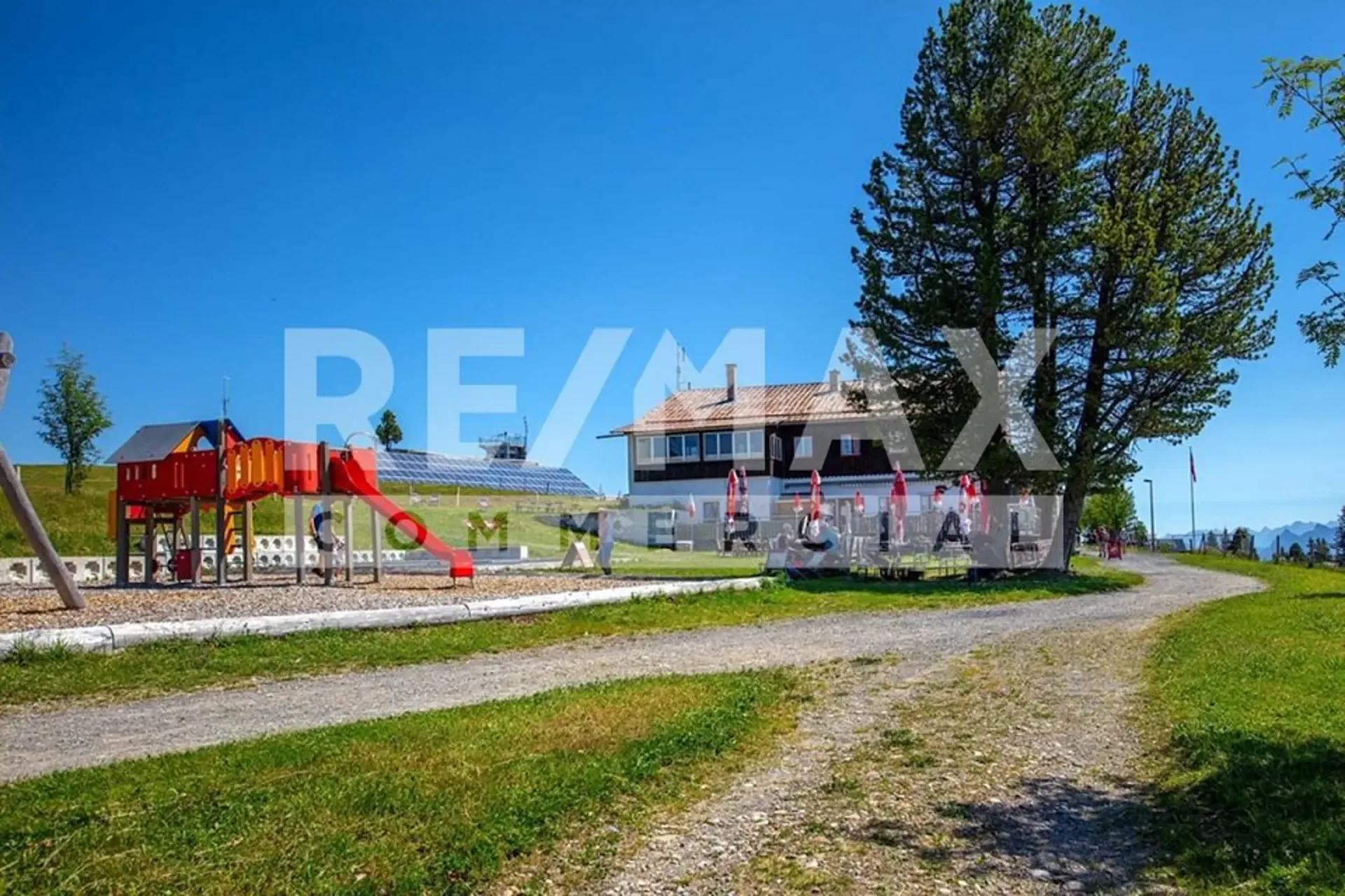 Traditional mountain inn with large sun terrace, on the panorama path, Rigi-Scheidegg SZ