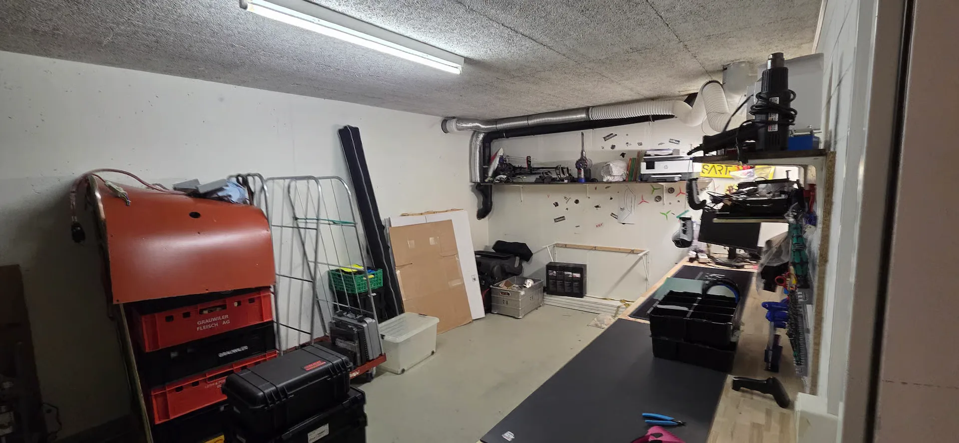 Salle de bricolage - Vous avez le hobby - nous avons la salle!