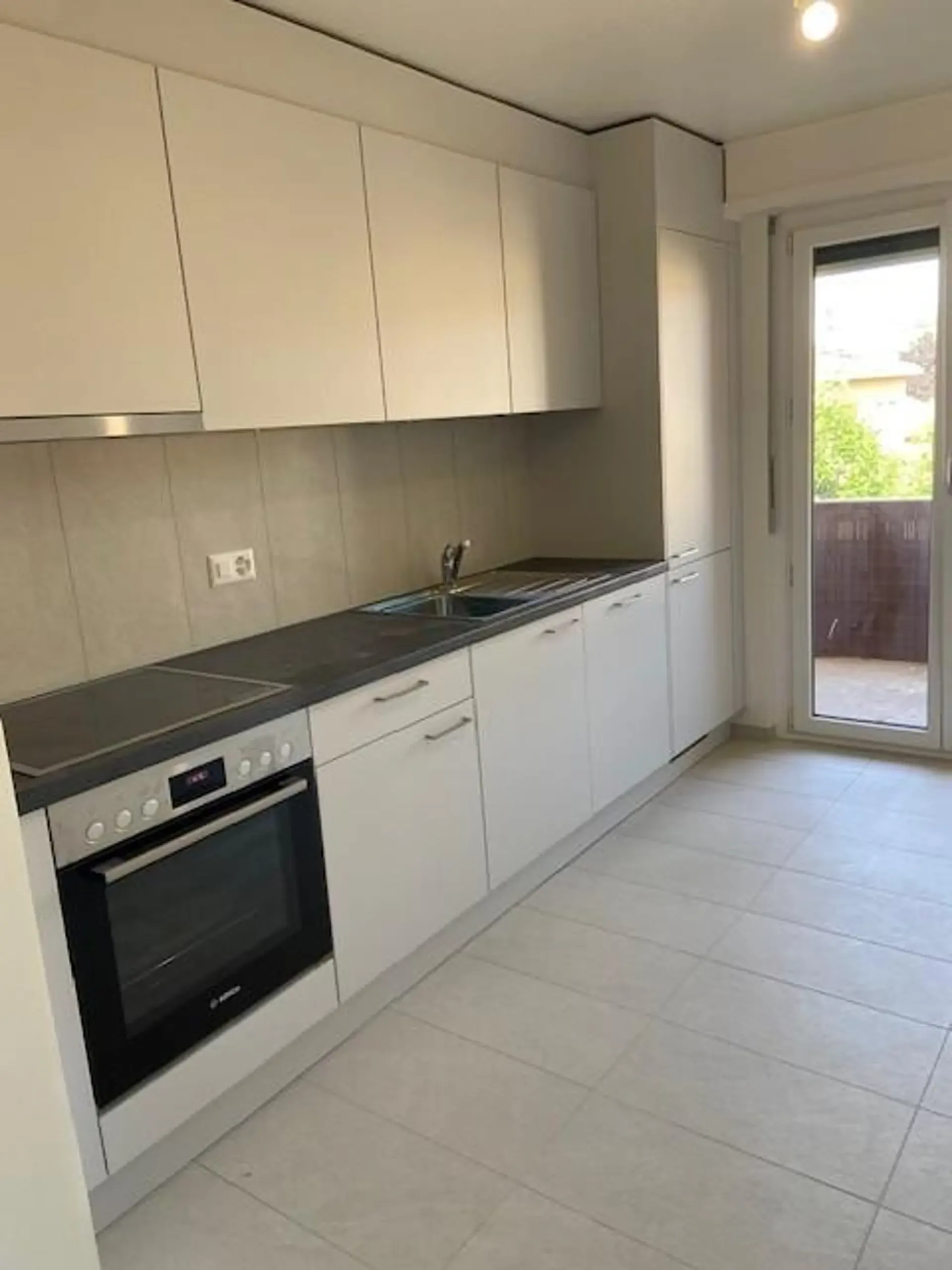 Incantevole appartamento di 3 locali al 1° piano con balcone a Cossonay-Ville