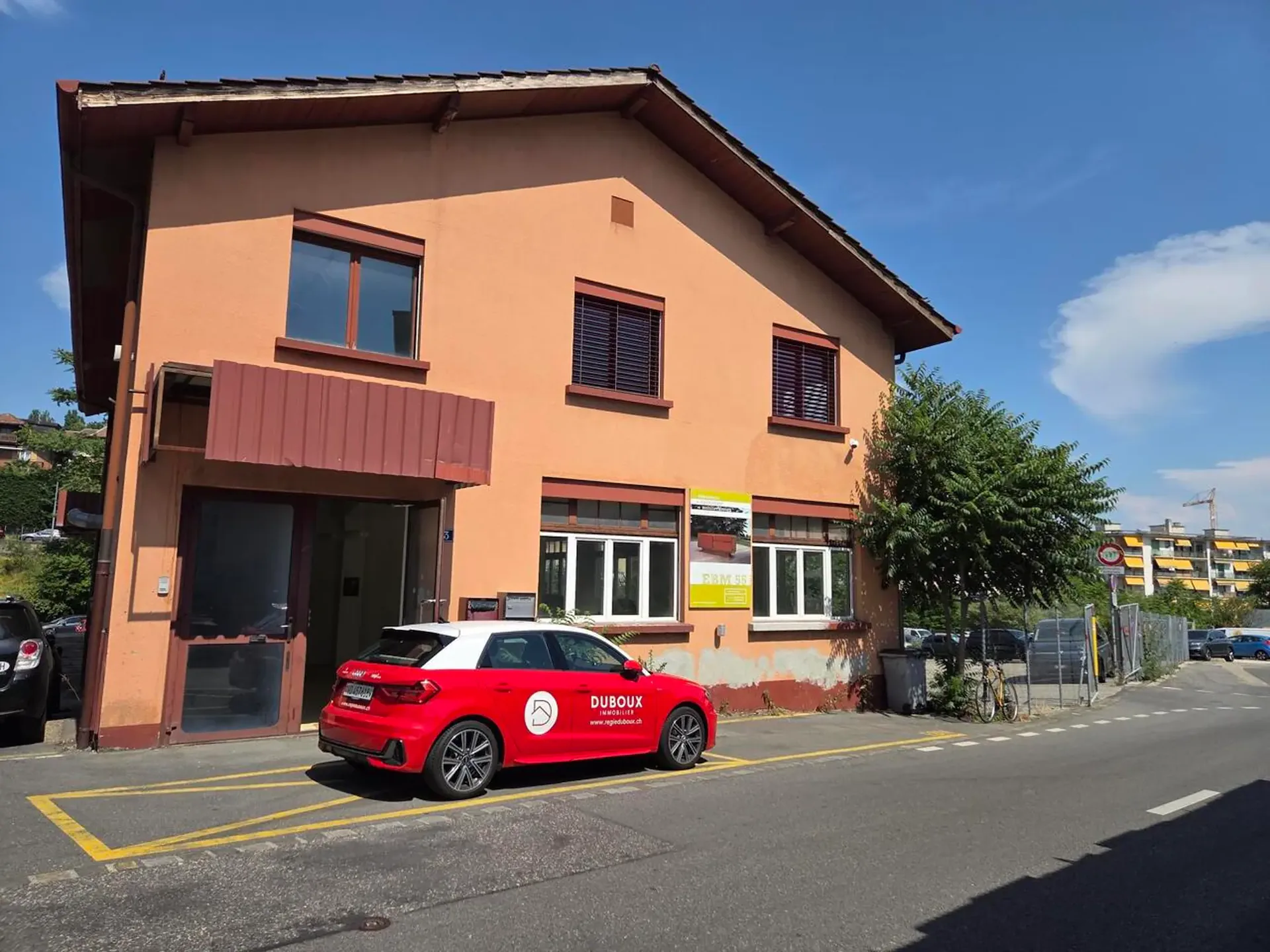 230 m² de plain-pied avec quai de chargement: bail jusqu'au 31.12.2029