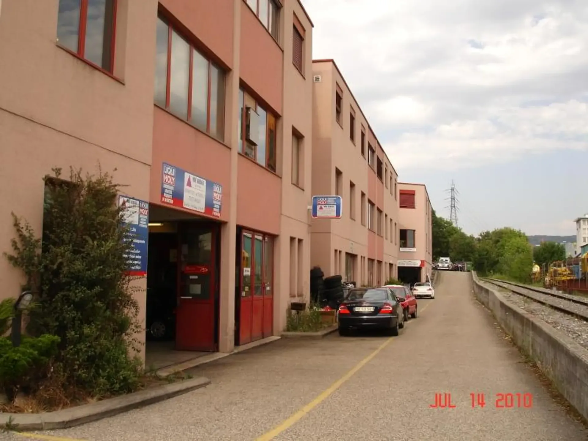 Atelier,235