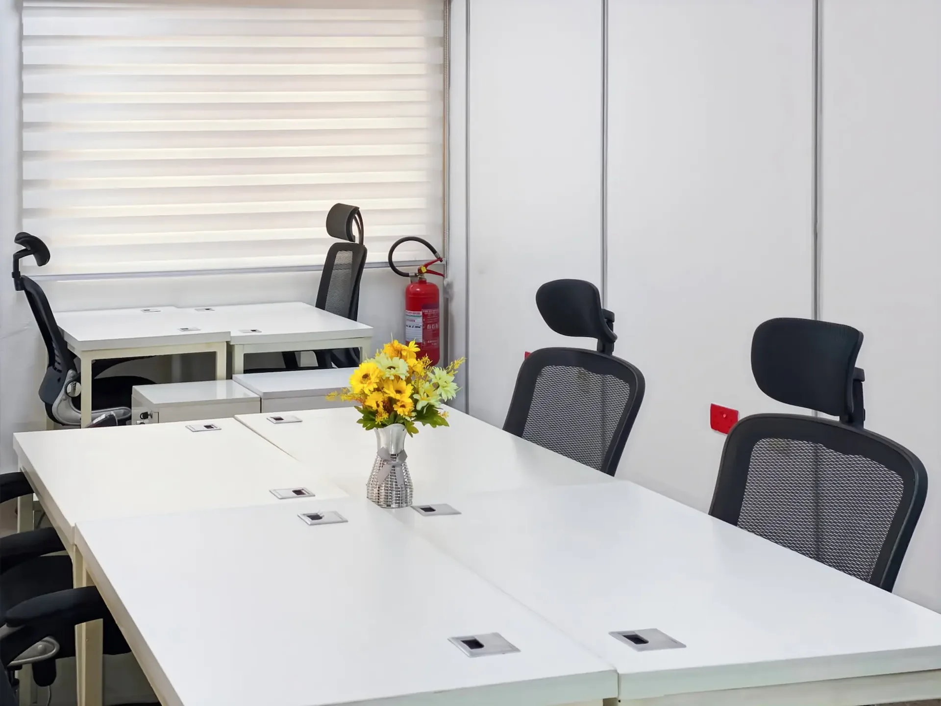 Privater Büroraum für 30 in Regus Stücki Village