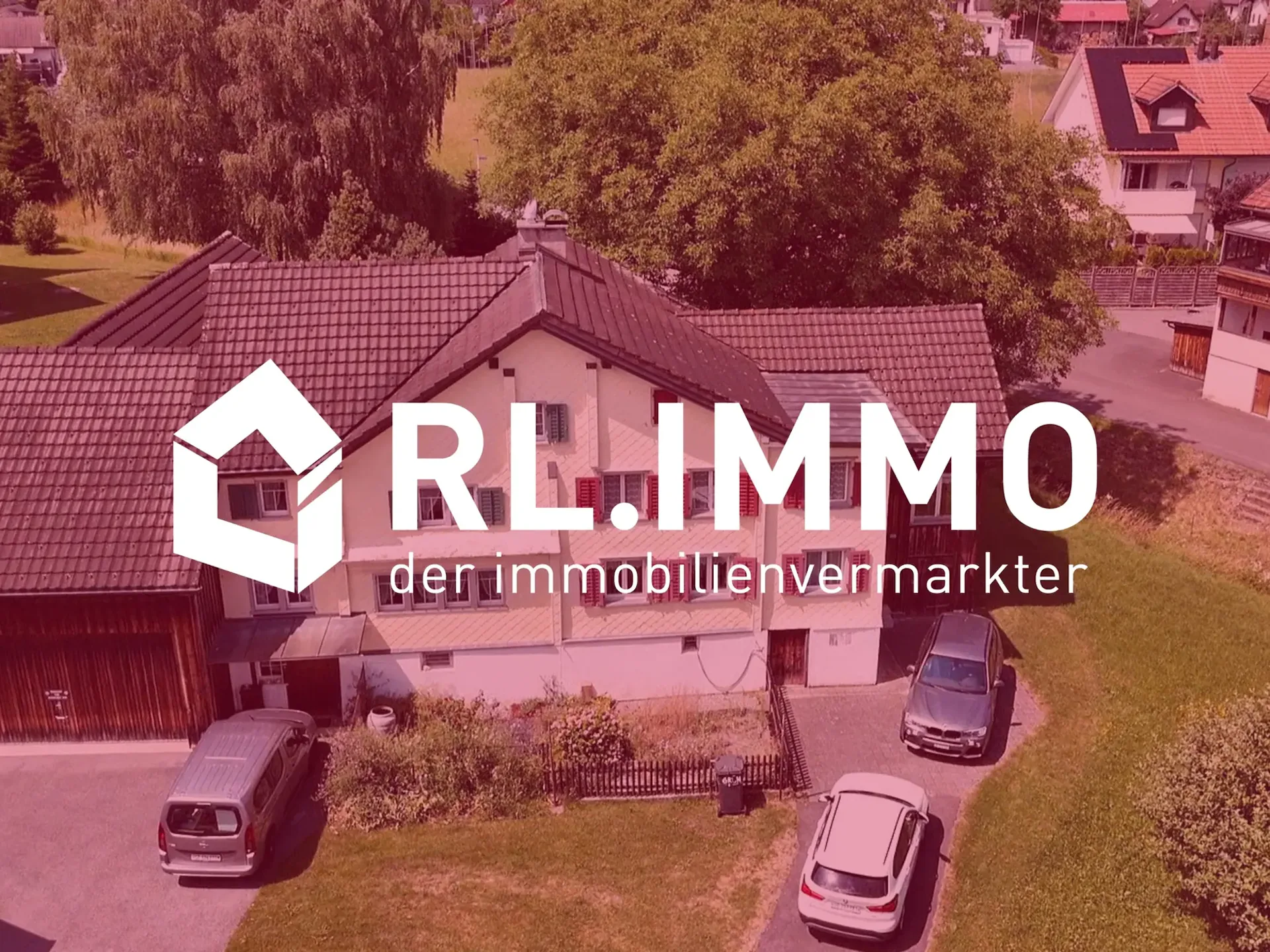Charming semi-detached house with attractive building land reserve in Buchs SG