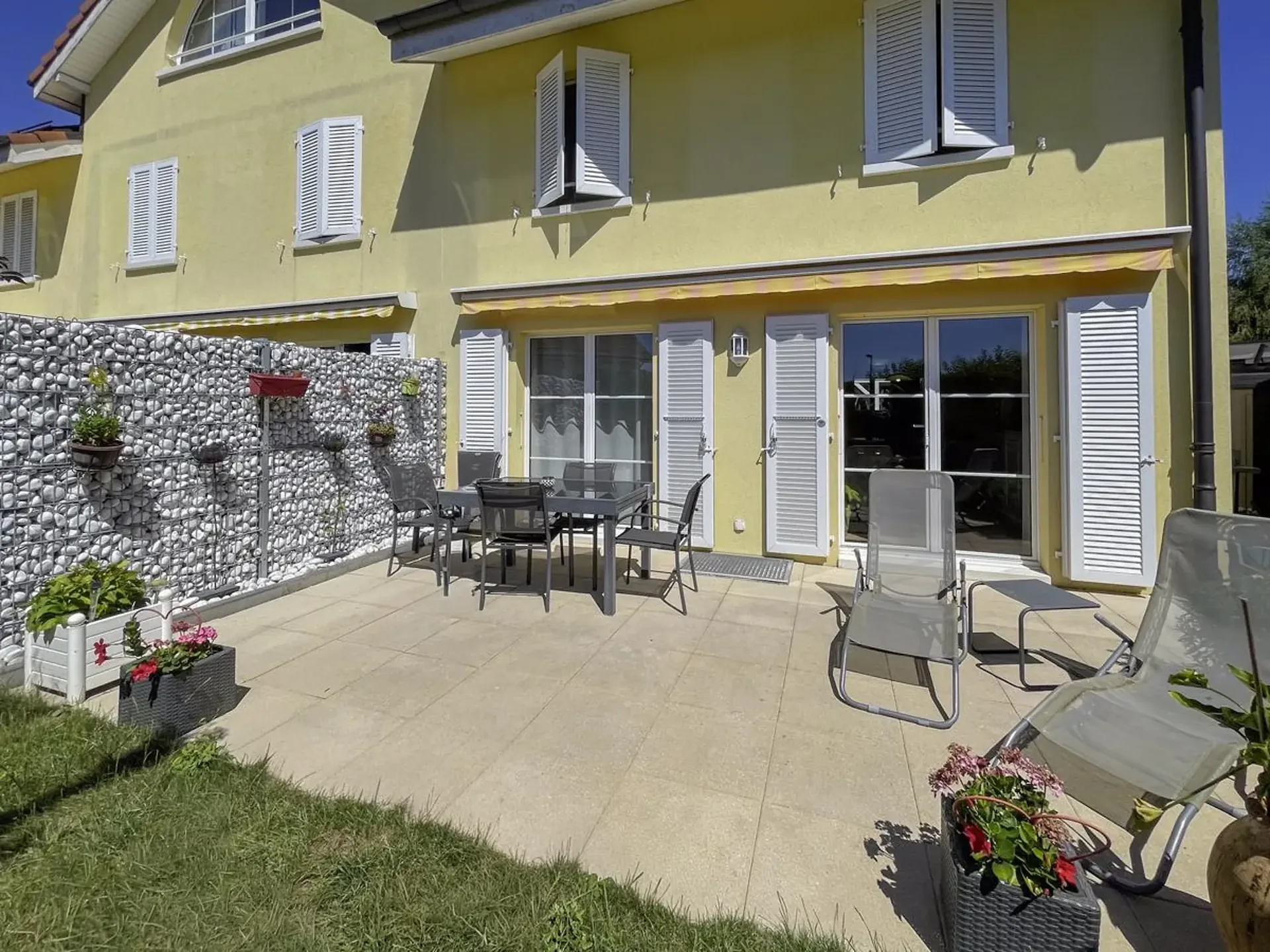 Beautiful Semi-Detached House Furnished - Fixed-Term Rental (November 1, 2026 to June 30, 2027)