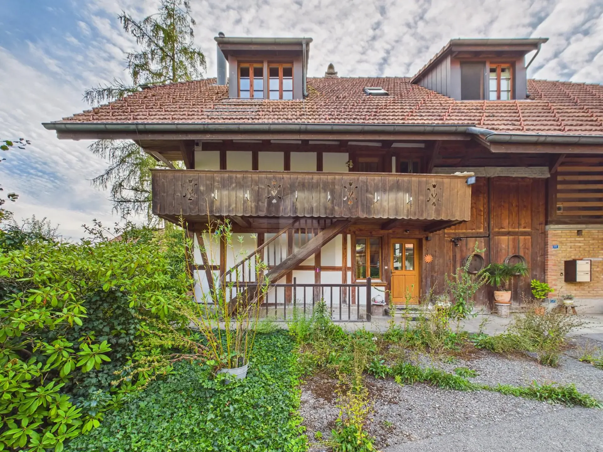 Quiet and High-Quality, with Lots of Wood