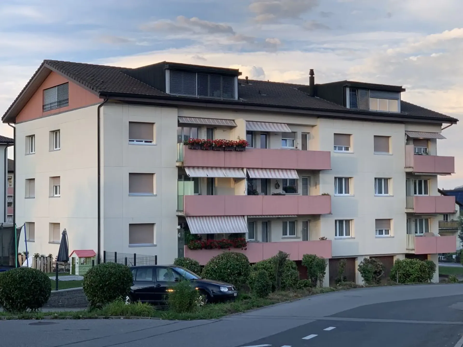 4 1/2-room apartment, 1st floor left