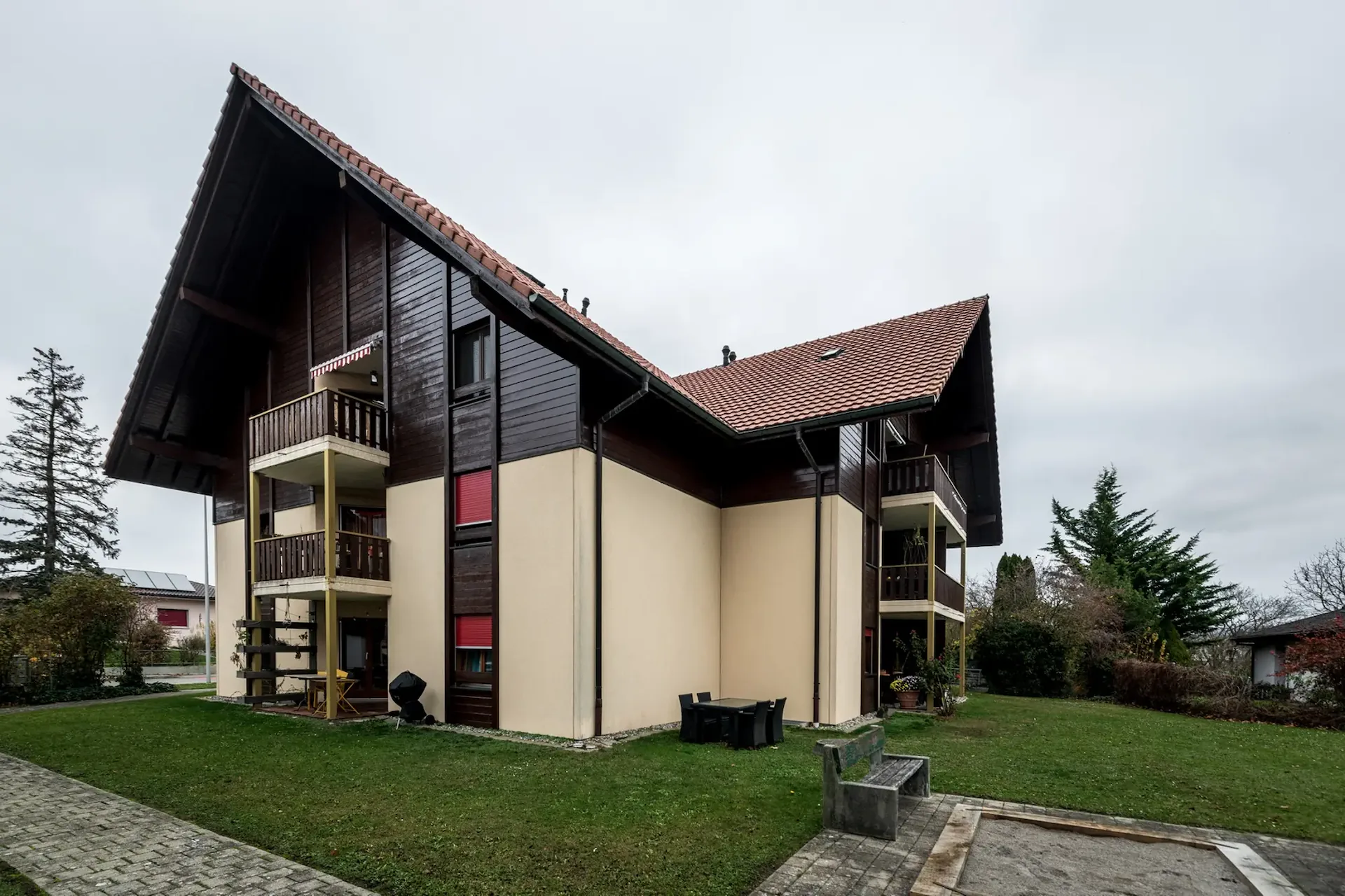 Joli appartement rénové de 2½ pièces avec terrasse