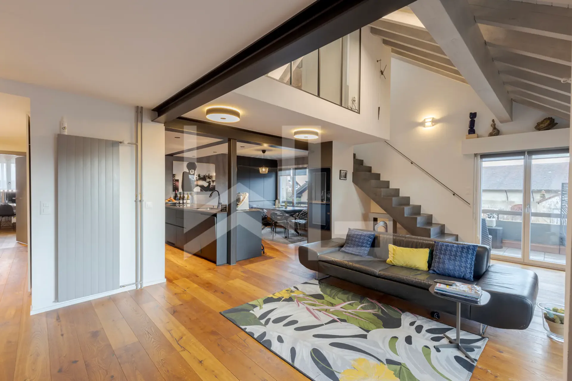 Superbe duplex entièrement rénové