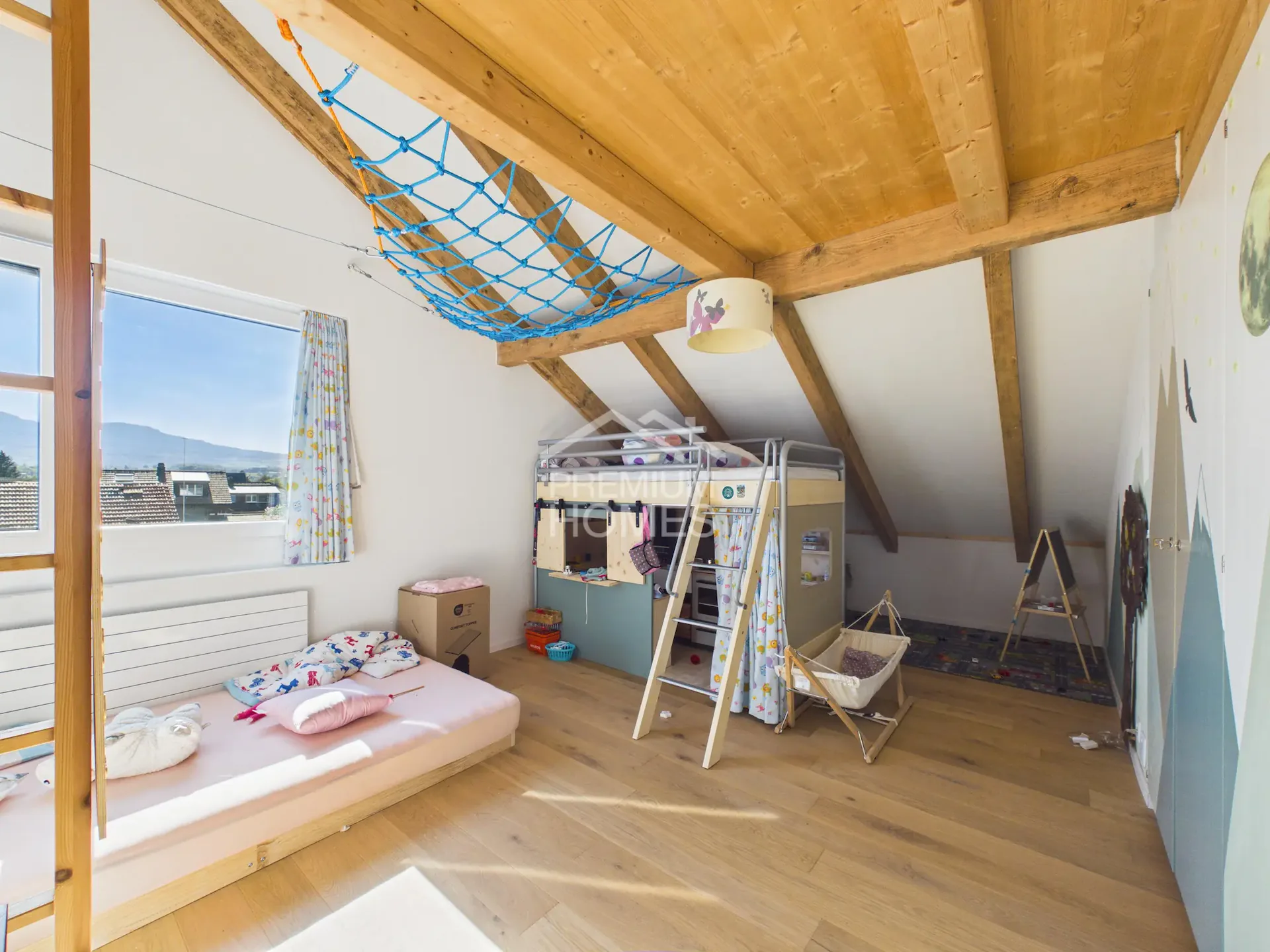 Dreamy living with a view of the mountains