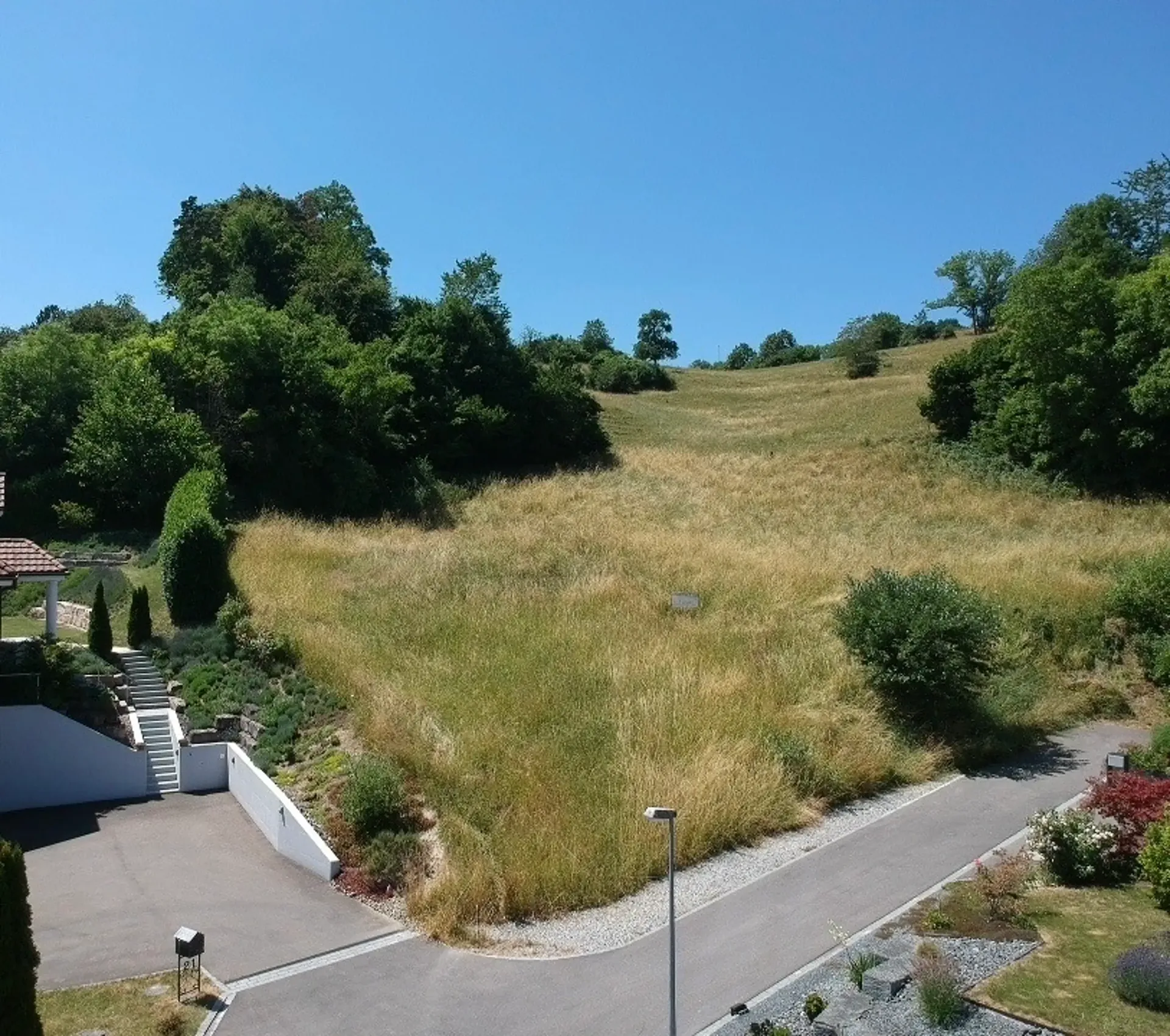 Exclusive plot of land with panoramic views and development potential