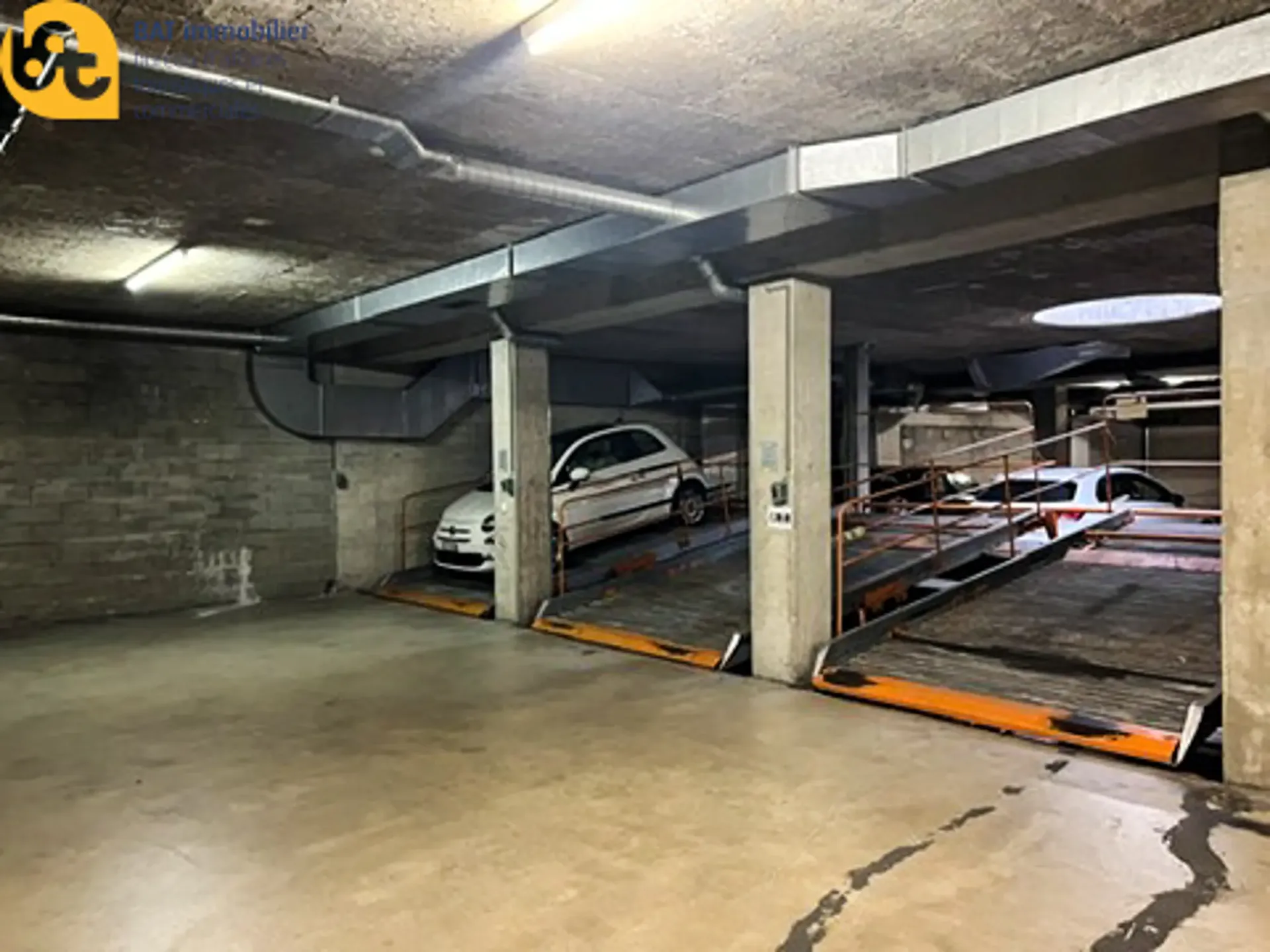 Parkplatz mit Lift - Sierre