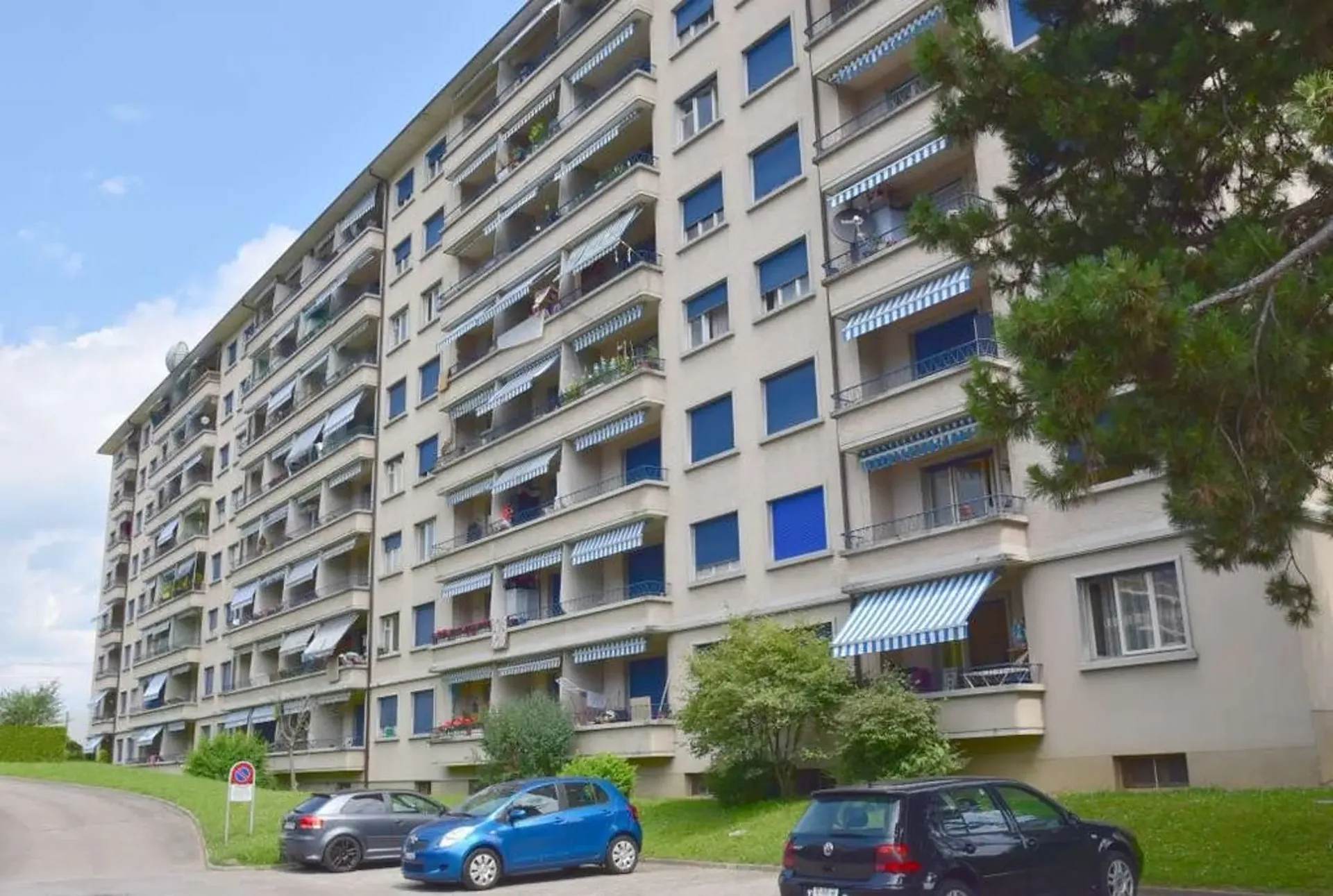 In der Nähe von Renens-Gare, Metro und EPFL, charmante 2.5-Zimmer-Wohnung im 5. Stock