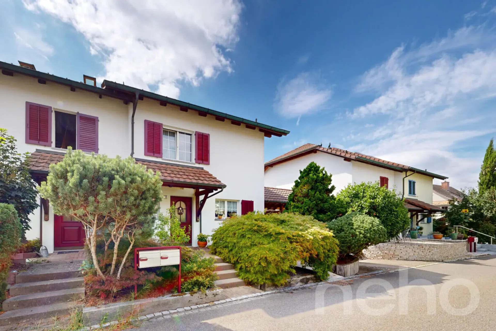Well-maintained 4.5-room semi-detached house with garden oasis in Arni