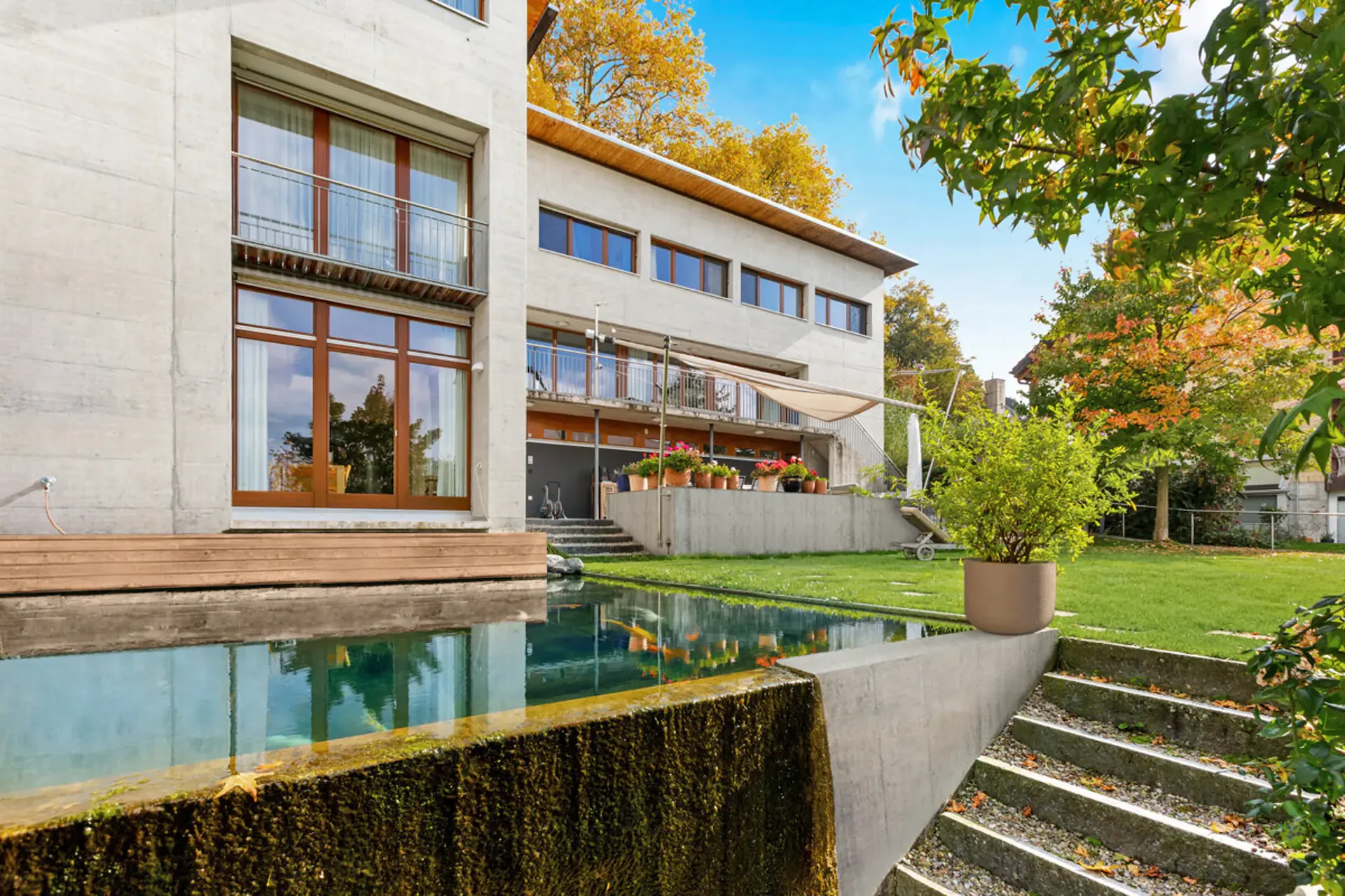 Gossau: Einfamilienhaus mit Weite, Privatsphäre und harmonischem Garte
