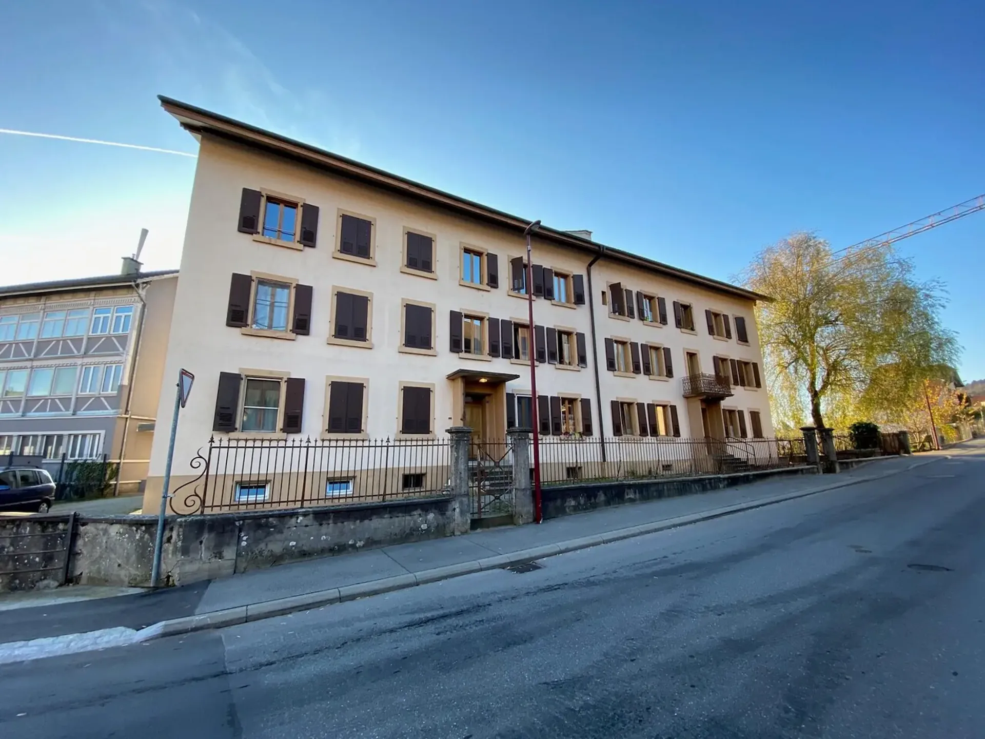 Beautiful 3-room apartment renovated and bright