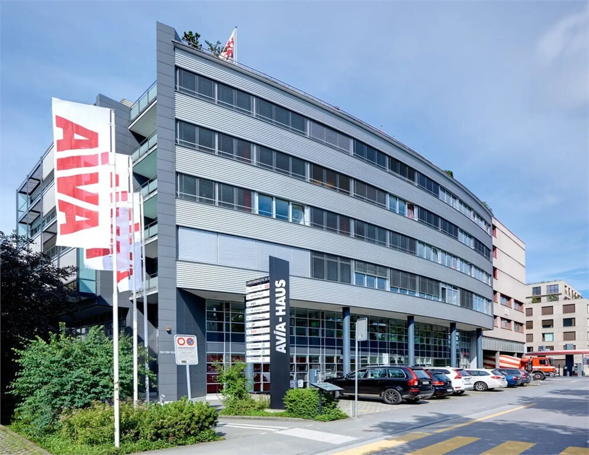 Vielseitige Gewerberäumlichkeiten im Erdgeschoss an zentraler Lage