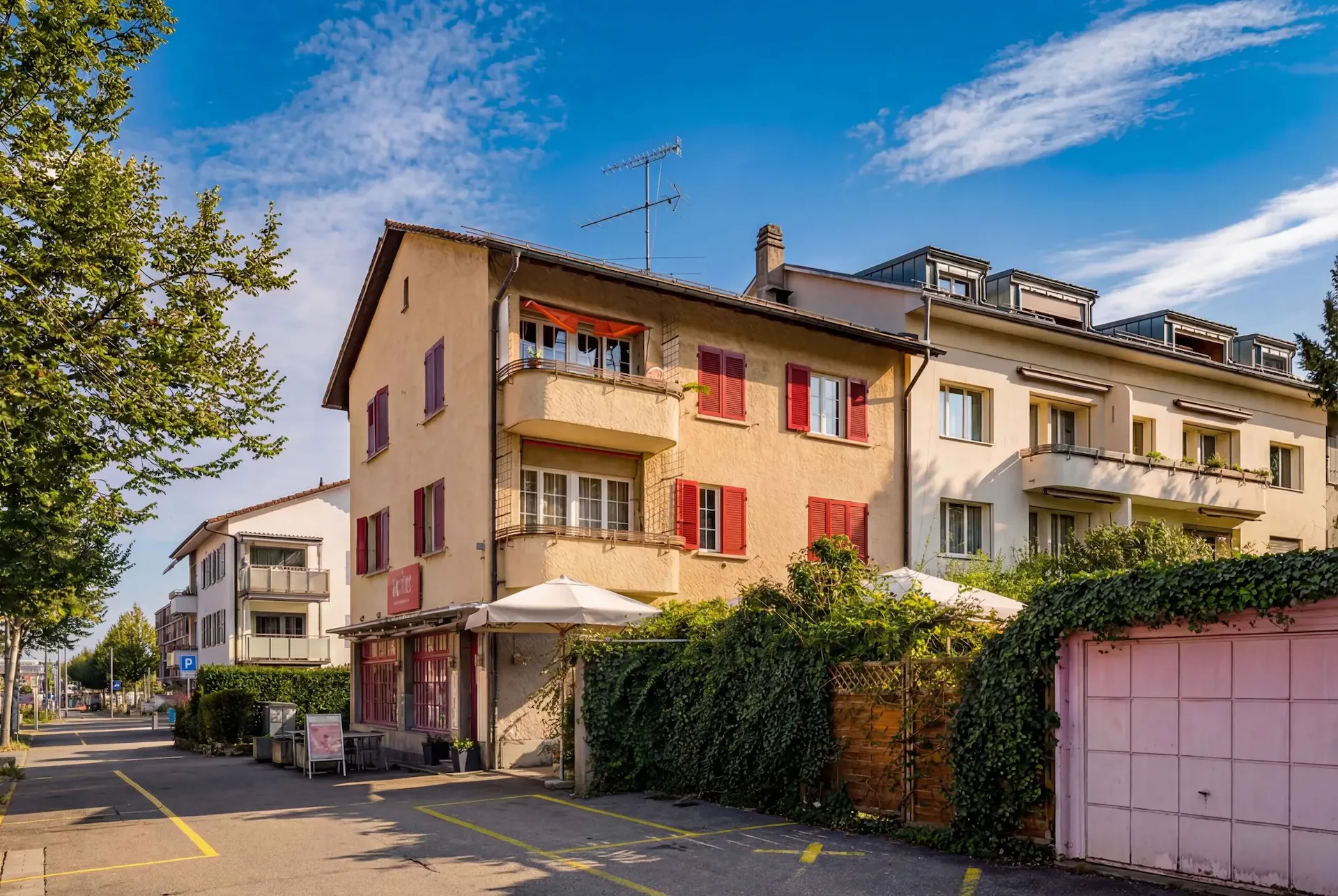 PROFITABLE RESIDENTIAL AND COMMERCIAL BUILDING