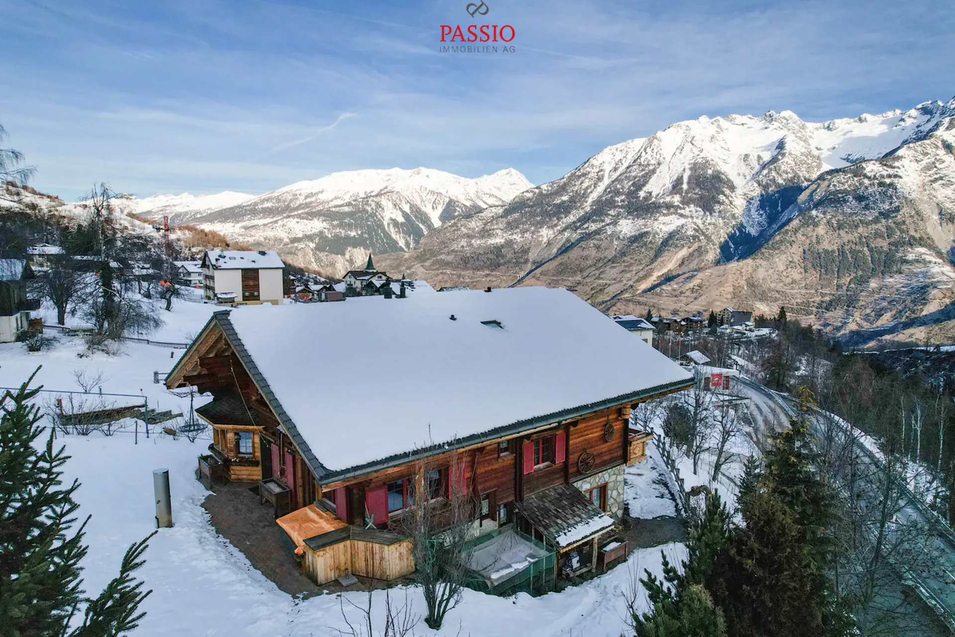Casa in legno di larice alpino 6,5 locali con vista fantastica sulla montagna