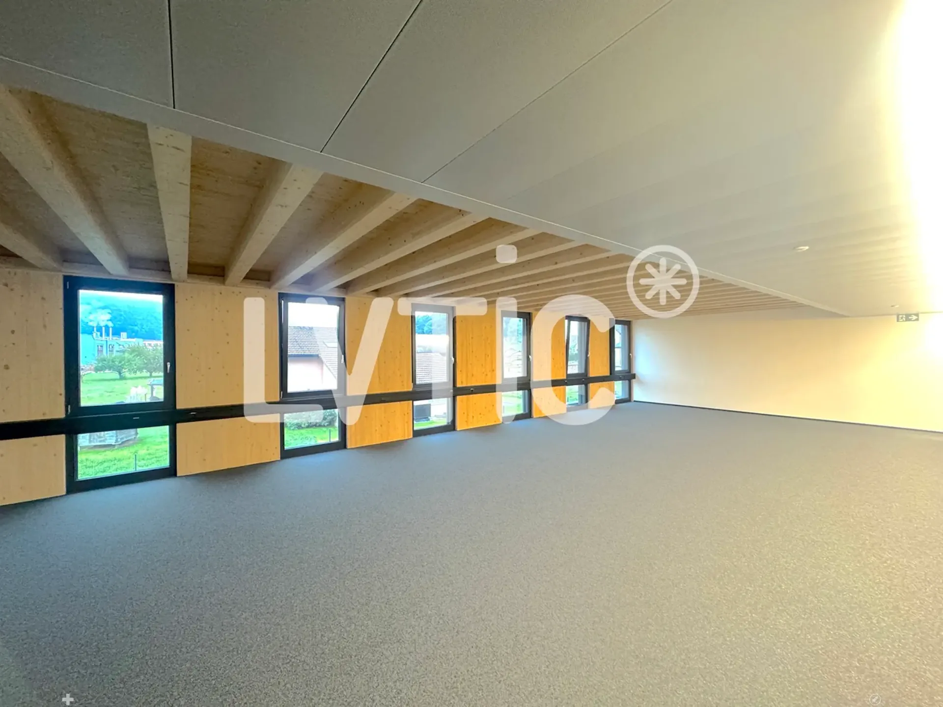 Lokale, Büros, Werkstätten von 236 m2 zur Miete in Châtel-St-Denis