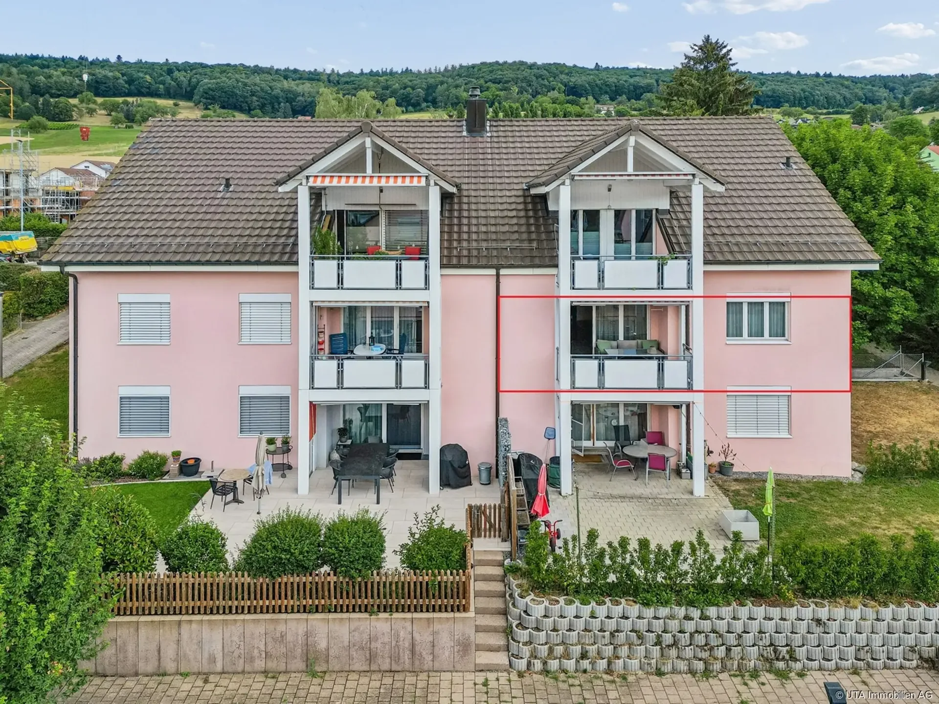 Well-maintained 3-room apartment in a quiet location