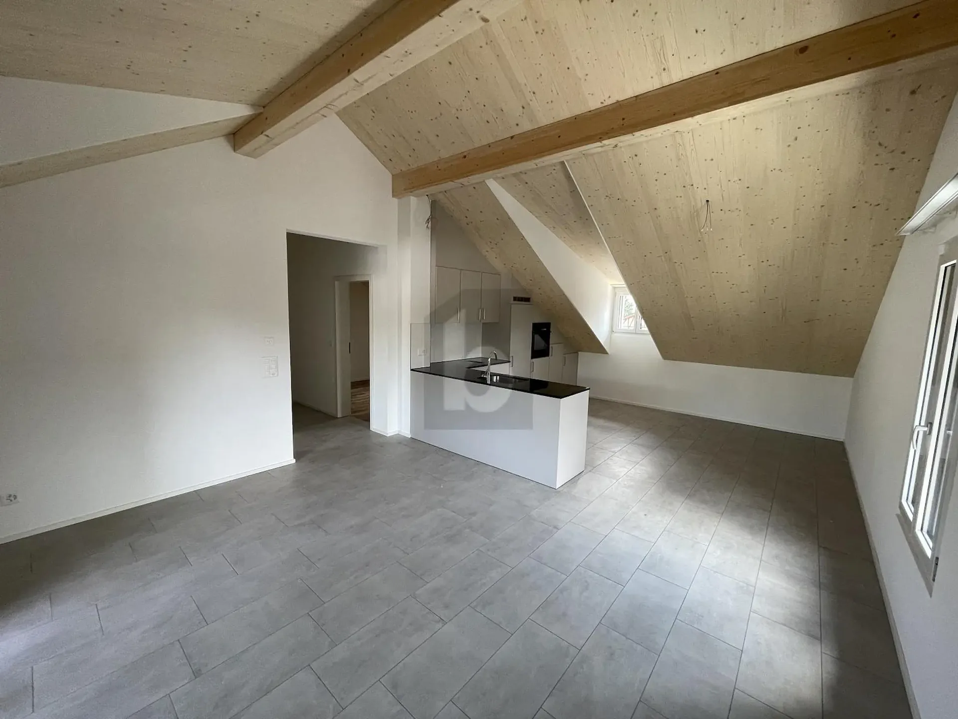 EXCLUSIVE NEW BUILDING WITH 2 LARGE LOGGIAS