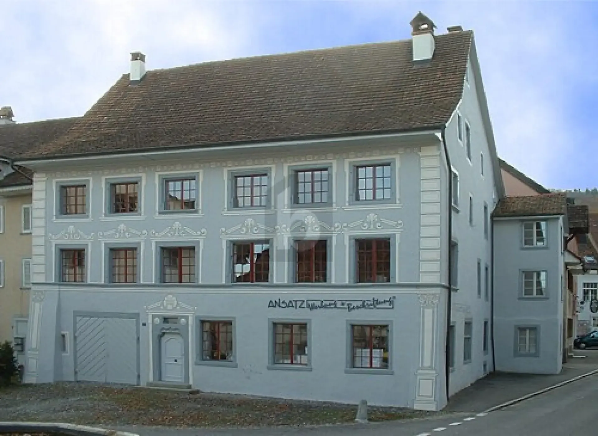 REPRESENTATIVE SPACE - HISTORIC CHARM