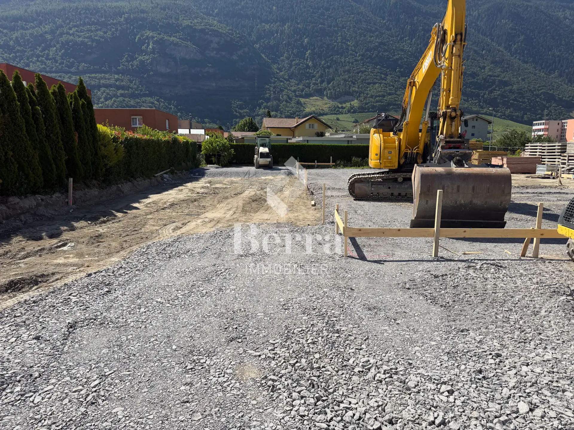 Die Arbeiten haben begonnen! Eckvilla!