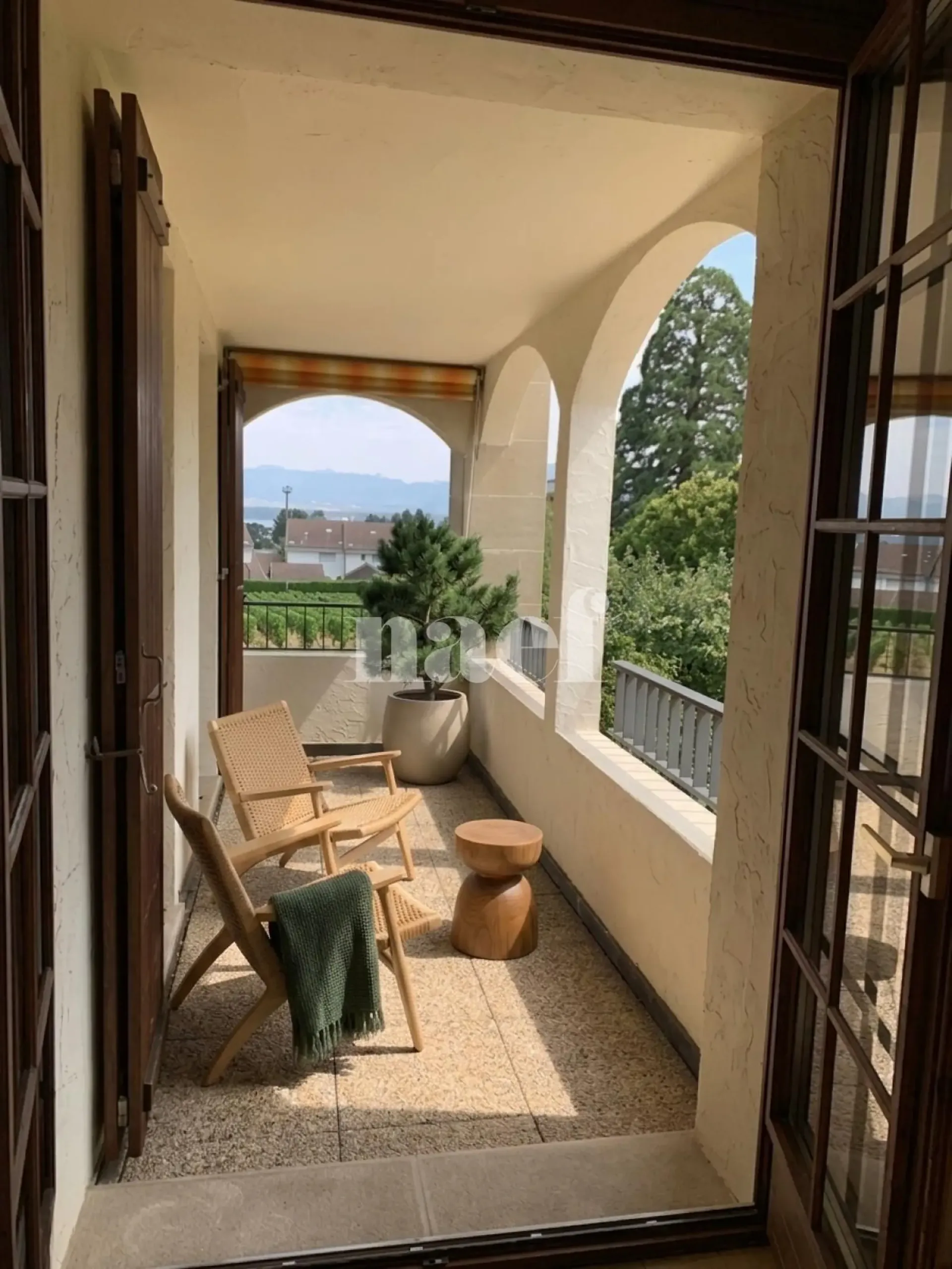 Four-room apartment on the 1st floor with balcony