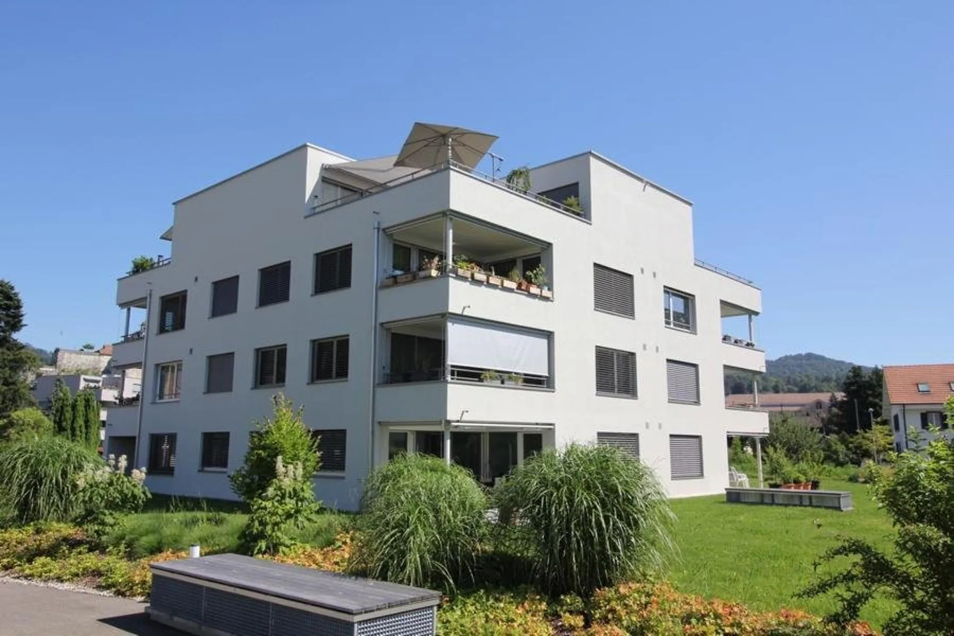 Moderne 3.5 Zimmerwohnungen mit 2 Nasszellen "Attika"