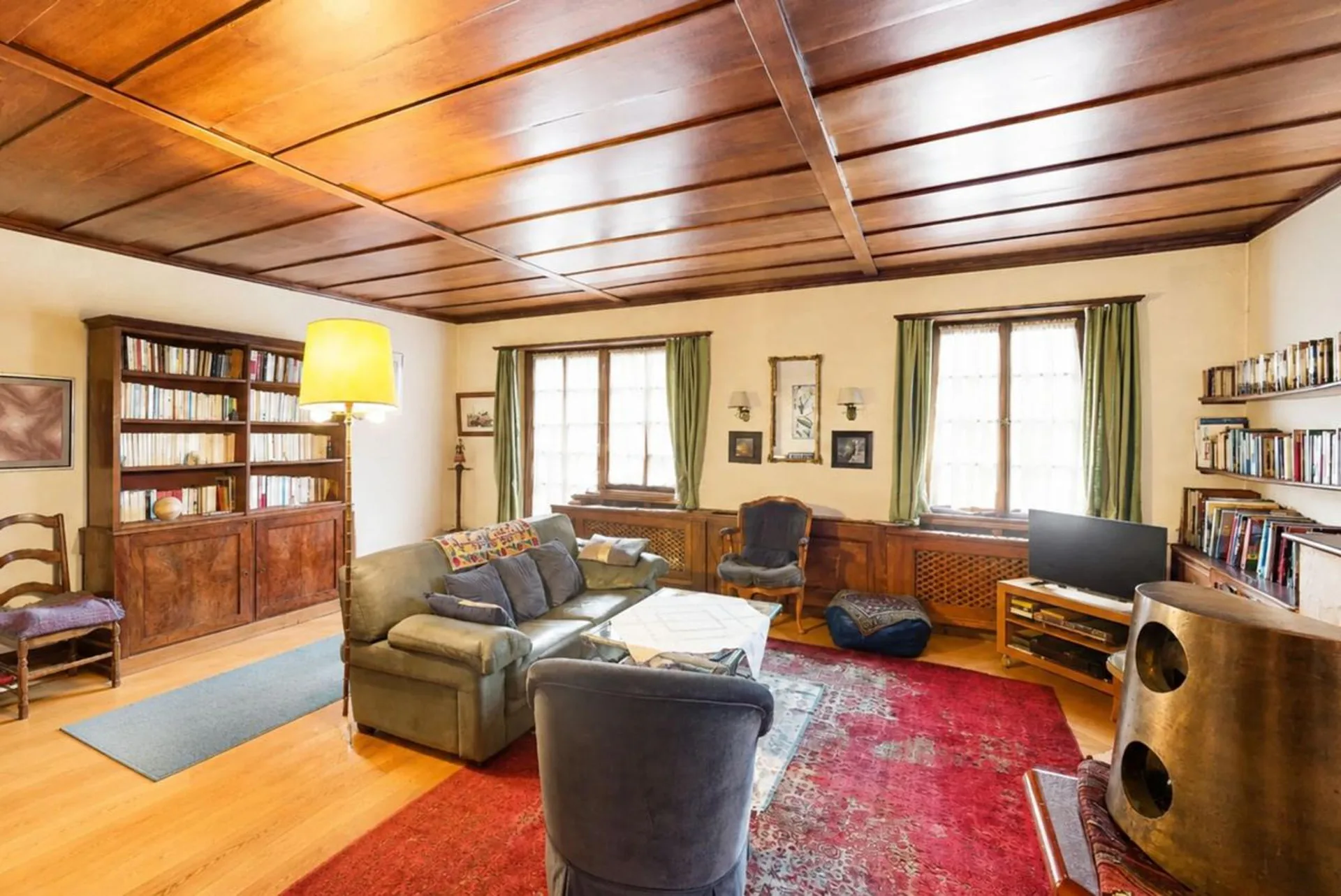 Character apartment of 165 m²