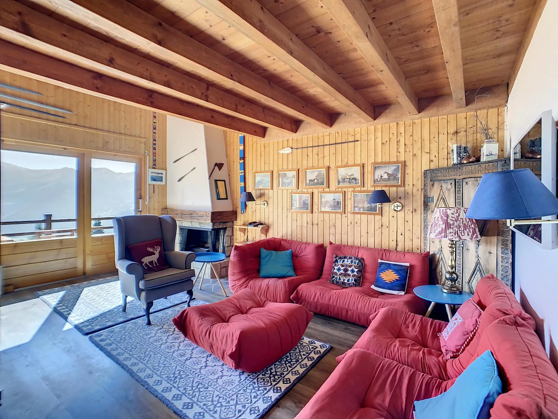 Charmantes 3-Zimmer-Wohnung in den Höhen von Verbier, mit atemberaubendem Blick vom Balkon.