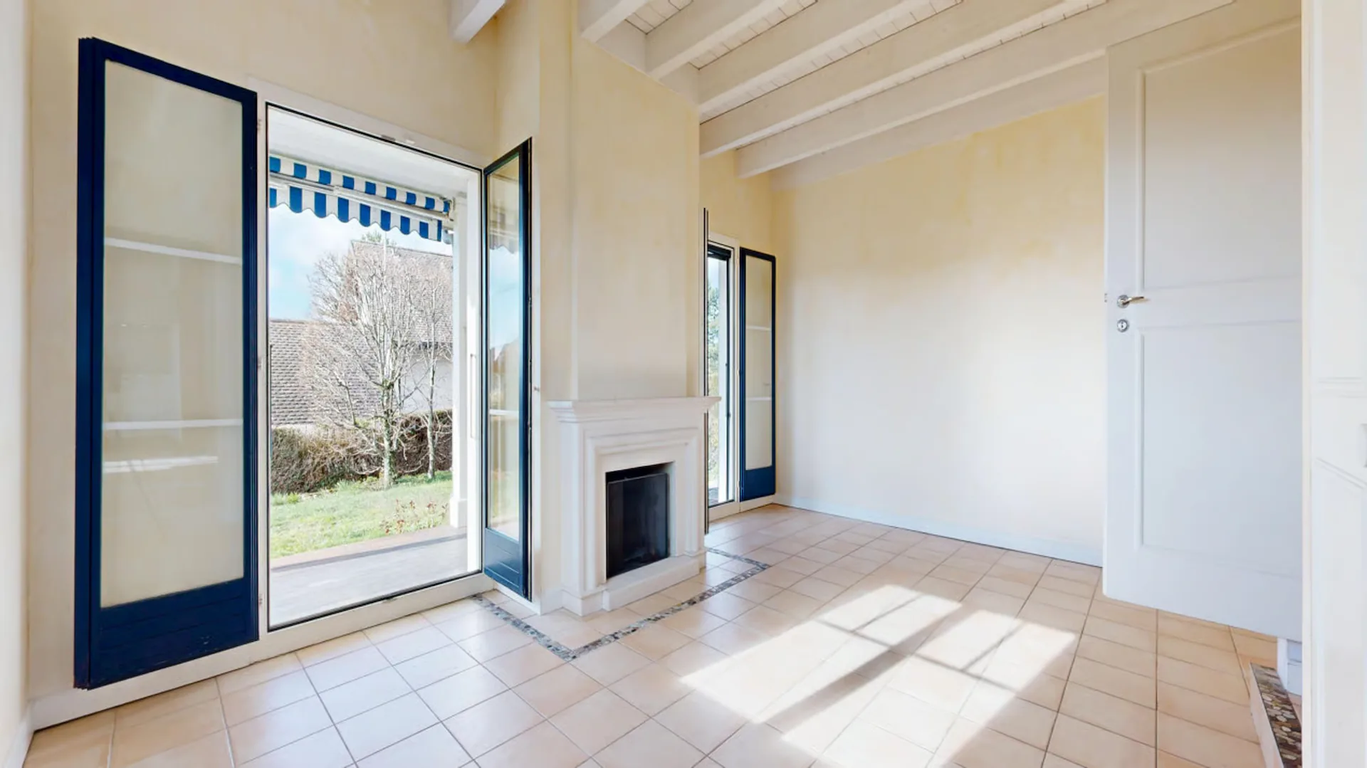 Rare à Prangins: Villa lumineuse et familiale avec un grand jardin fleuri