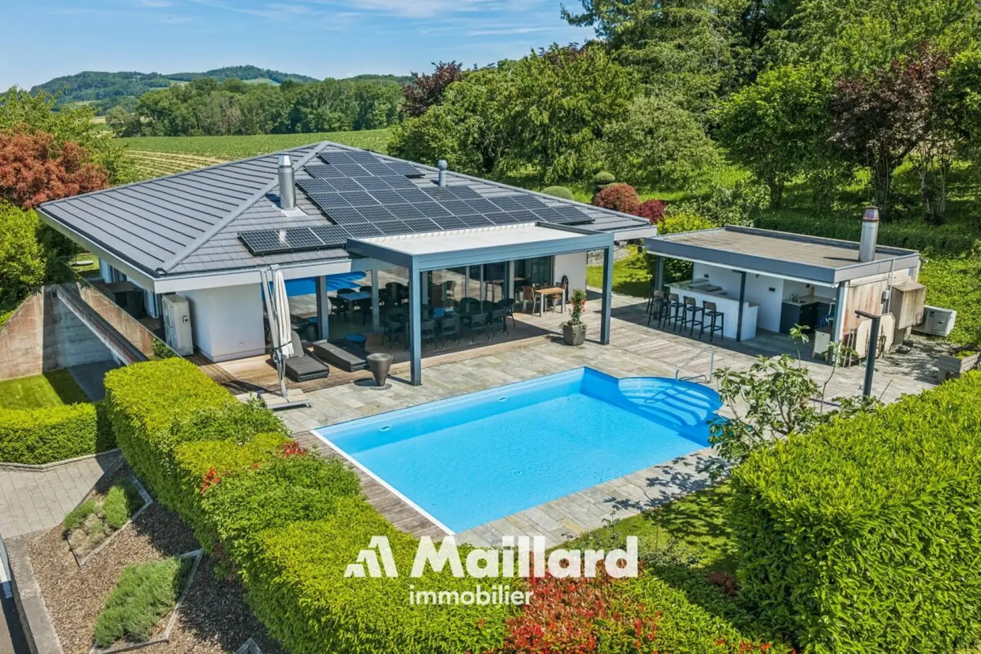 Cudrefin - Propriété exclusive avec piscine et panorama sur le lac