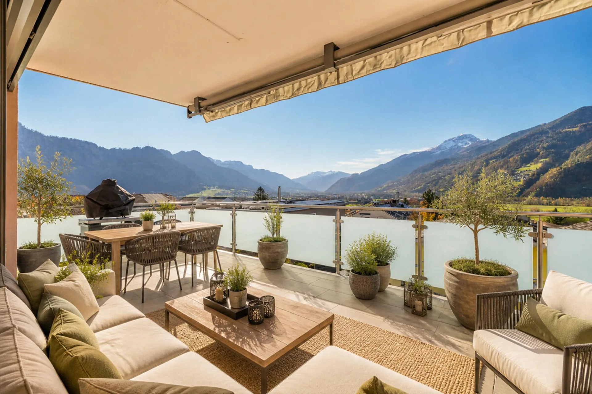 Sonnige Wohnung in Malans mit Weitblick und Balkon