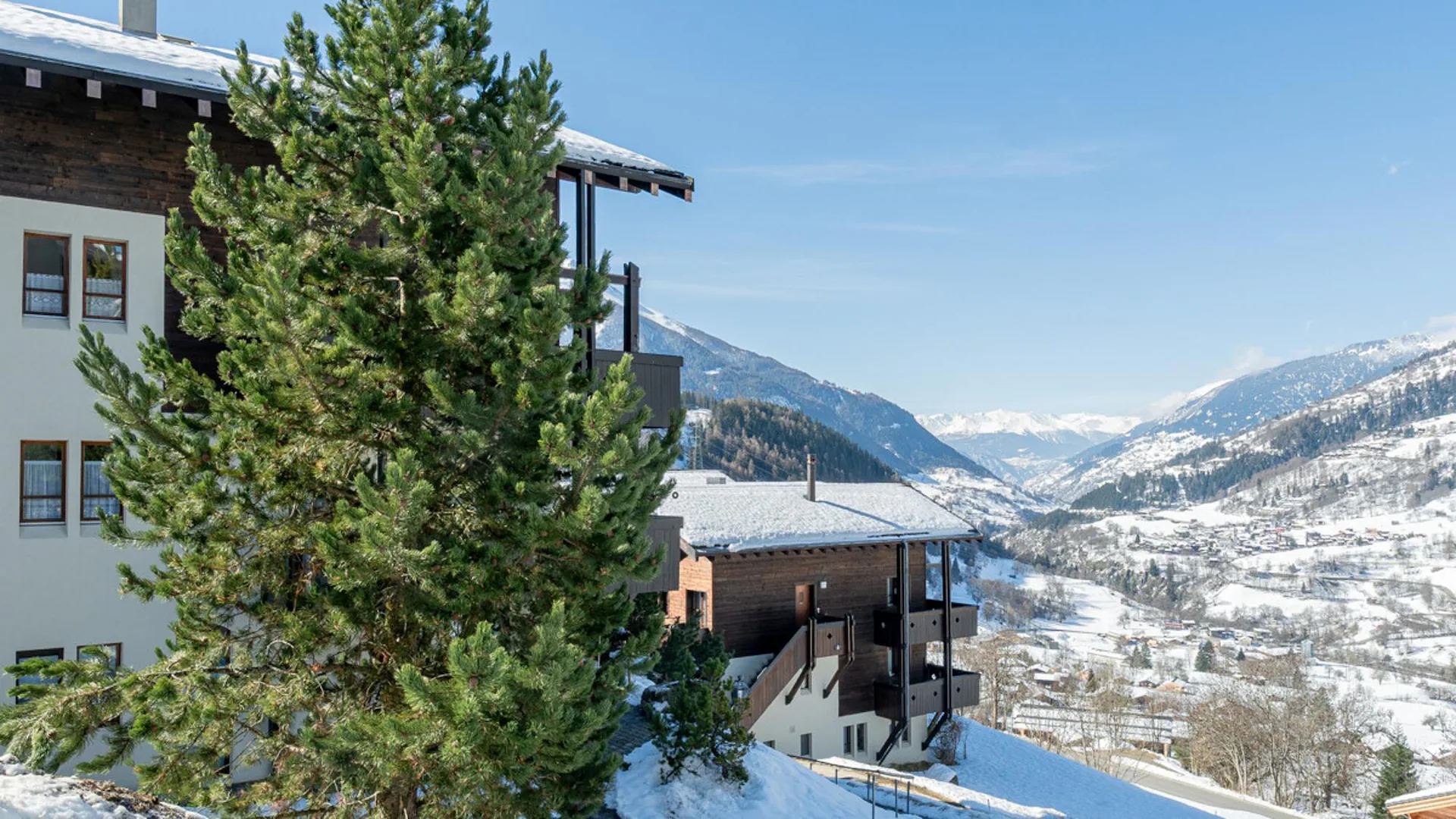 Appartement confortable de 3,5 pièces avec une vue magnifique sur les montagnes valaisannes