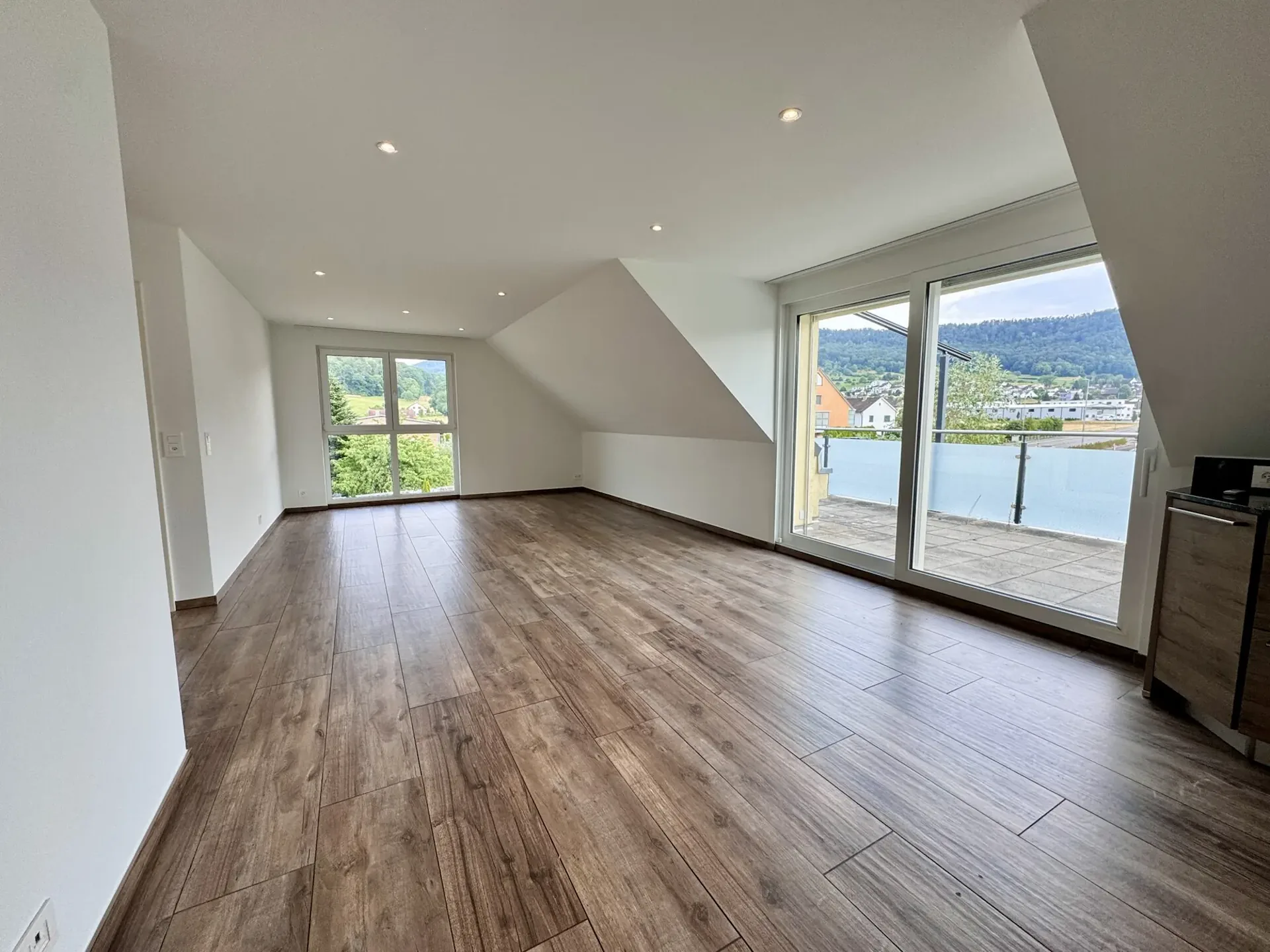 Charmant appartement de 3,5 pièces sous les combles à Bösserach