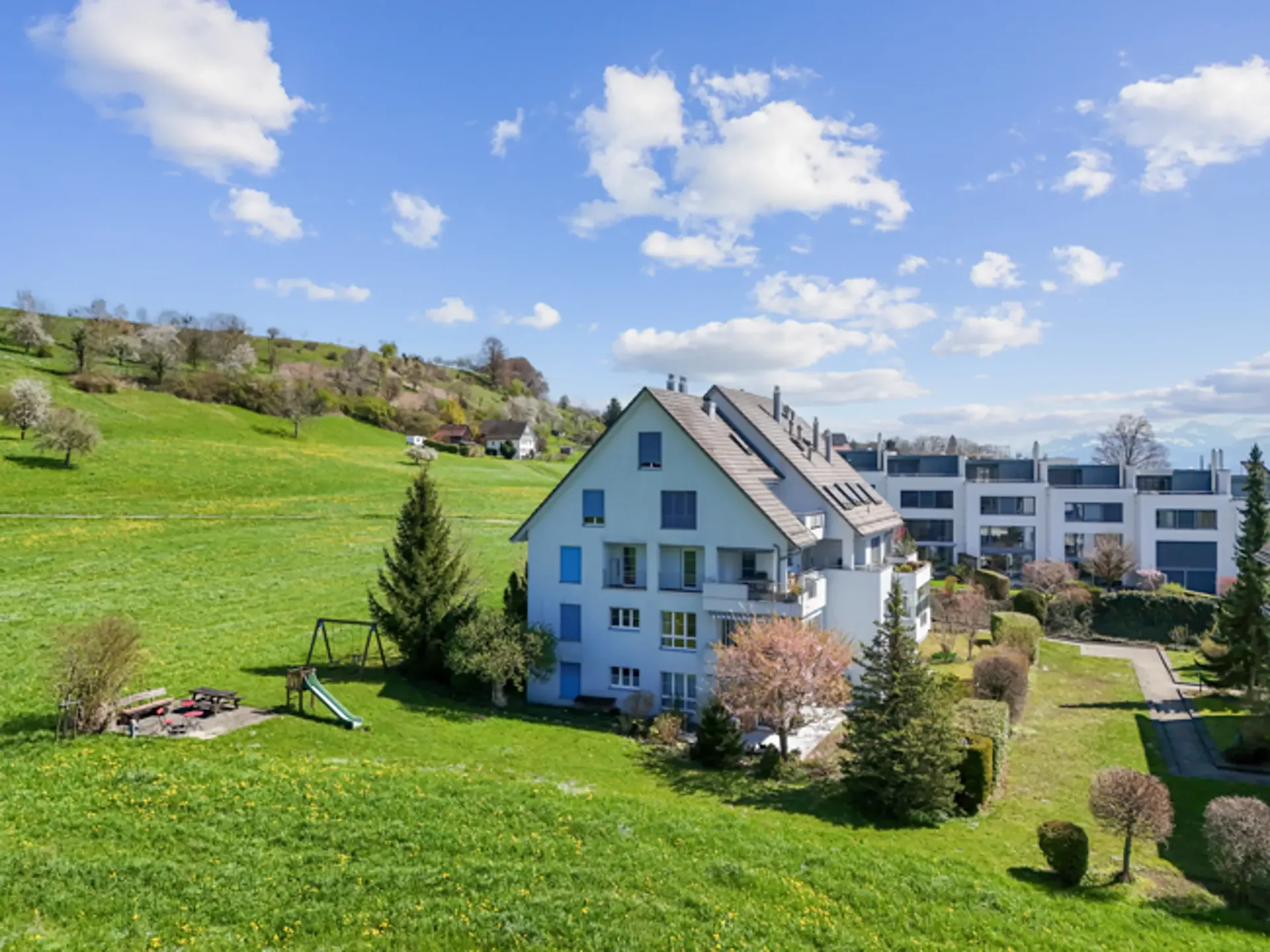 Cozy, well-maintained, quiet with 45m2 garden