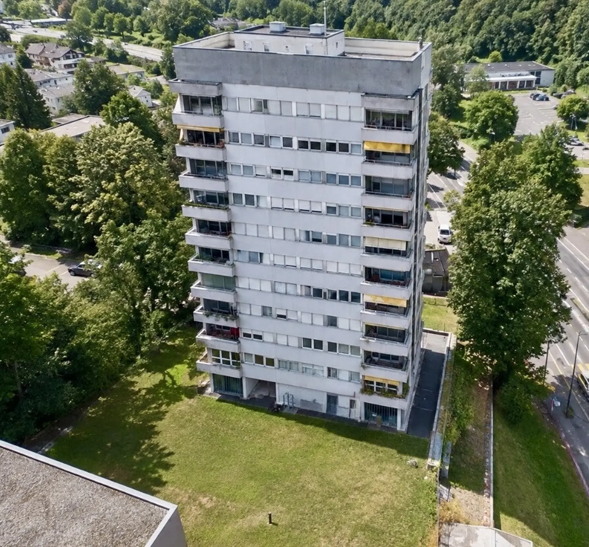 Appartement attractif de 3,5 pièces avec vue lointaine