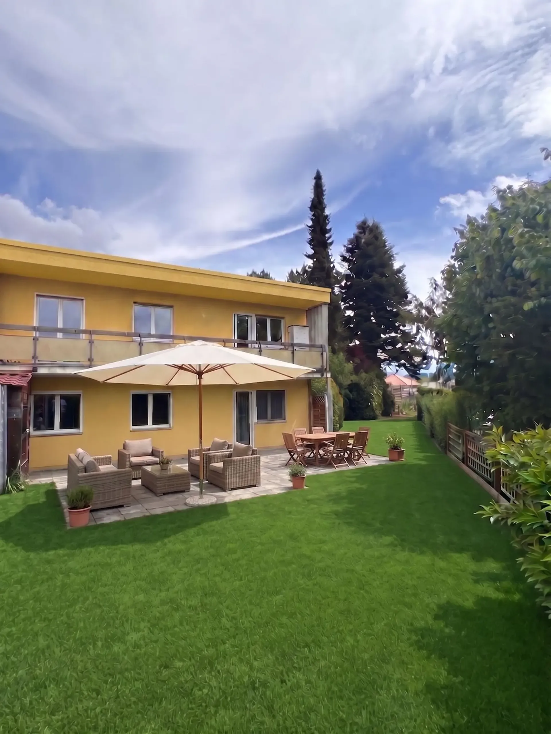 Haus in der Nähe von Versorgungseinrichtungen und dem Zentrum von Fribourg renoviert