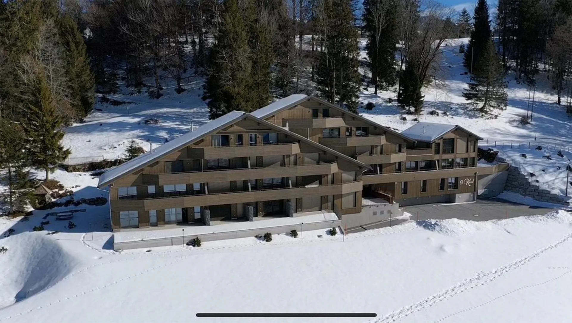 Appartement moderne 2.5 pièces avec vue panoramique à Illgau (St. Karl)