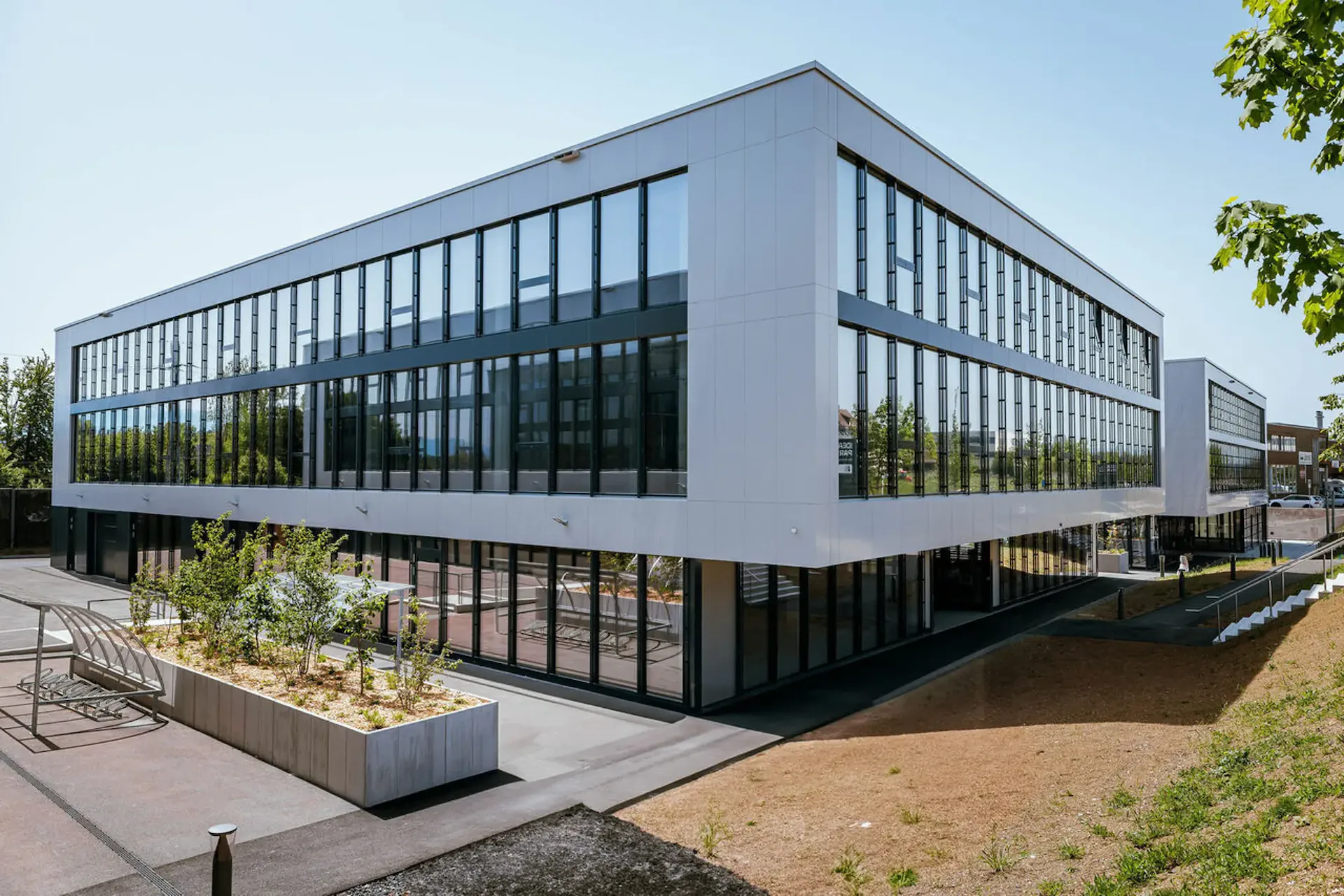 Verkaufsfläche im Erdgeschoss von ca. 210 m2 - Nahe bei den Annehmlichkeiten