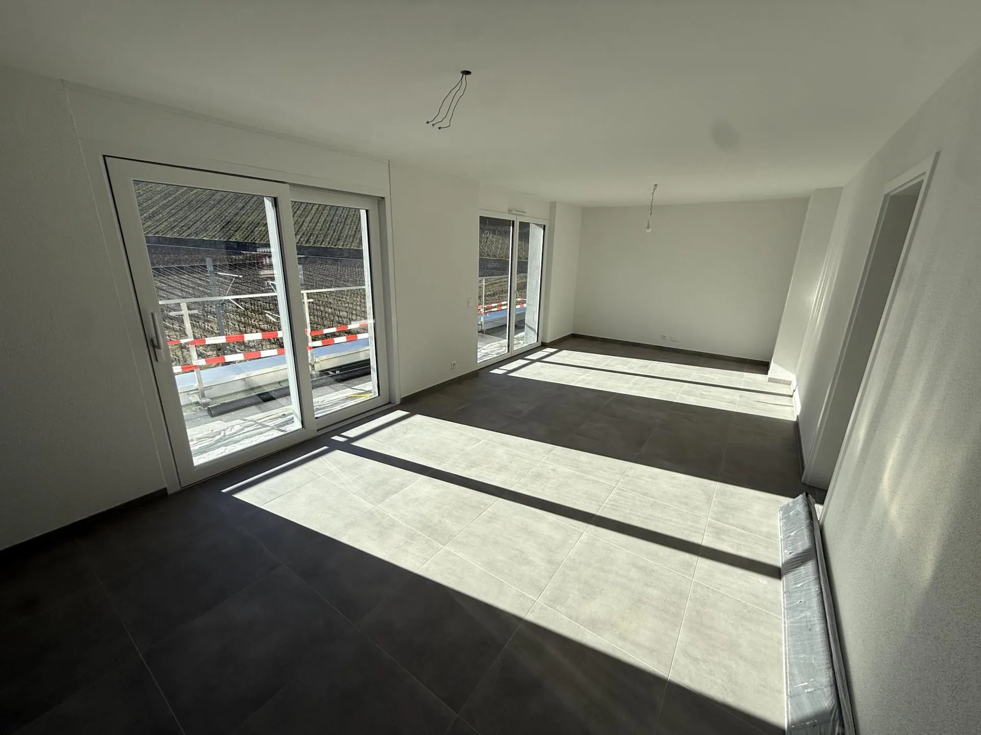 Schönes 2.5-Zimmer-Apartment in der Nähe des Bahnhofs in Salquenen