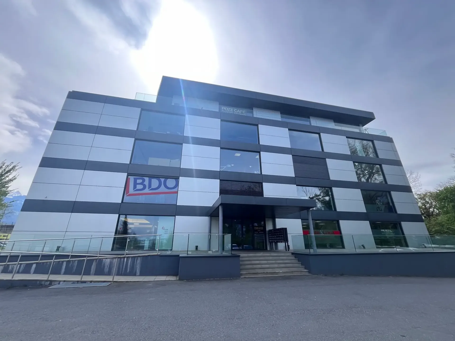 Moderne Fläche 243 m2 - 1 Monat kostenlos