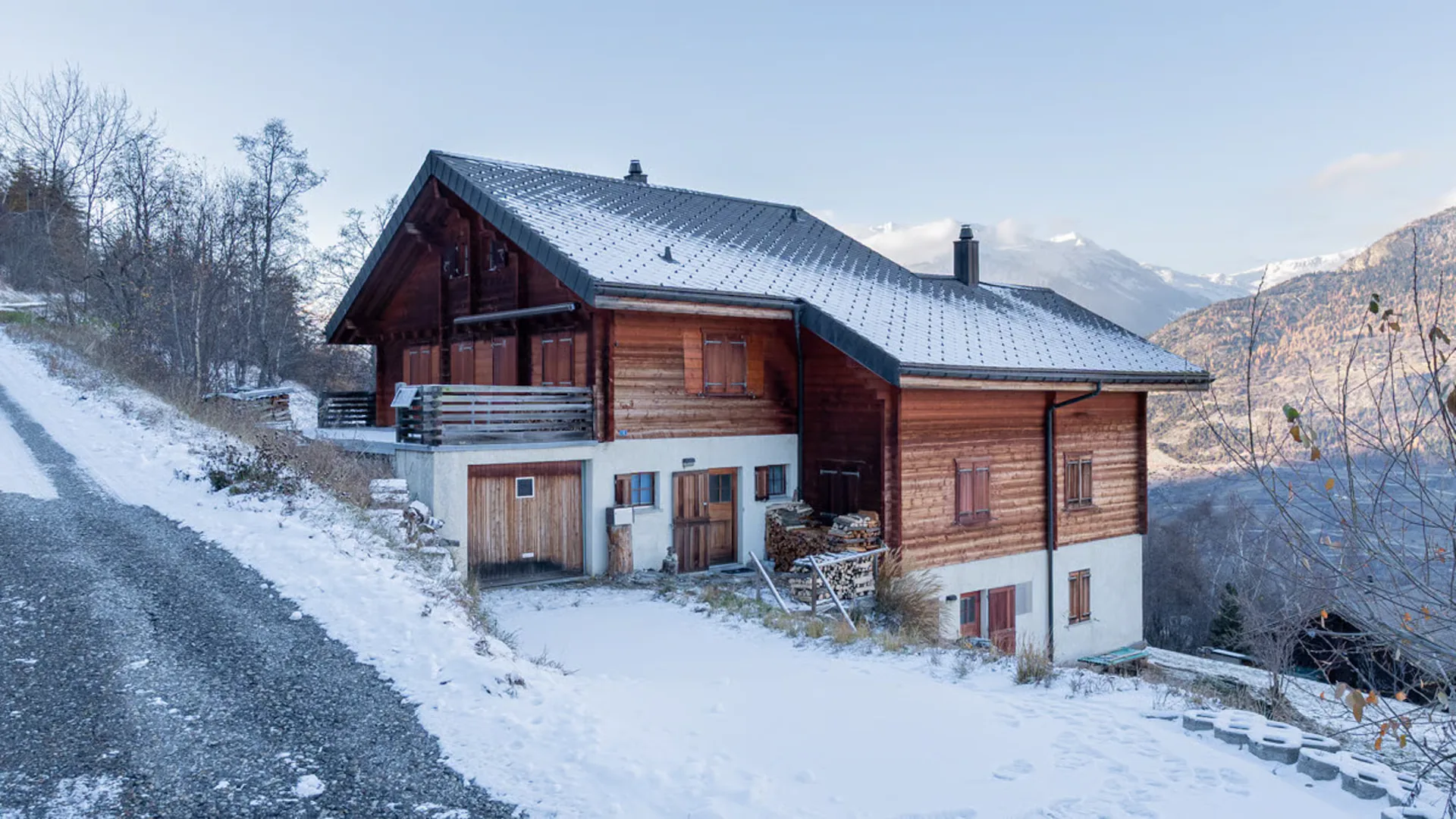Semidetached house in a quiet location in Eischoll