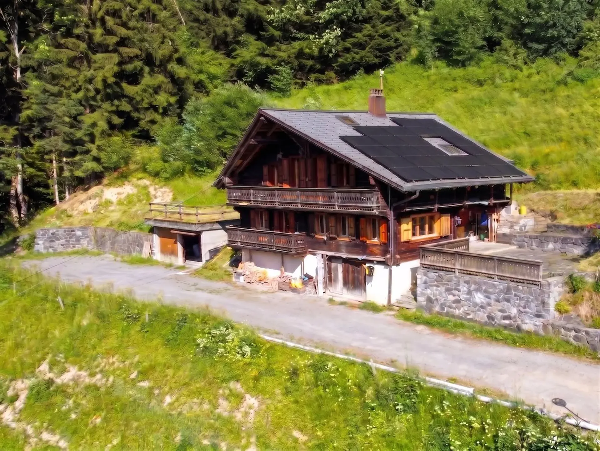Authentic character chalet - Sale as a secondary residence possible