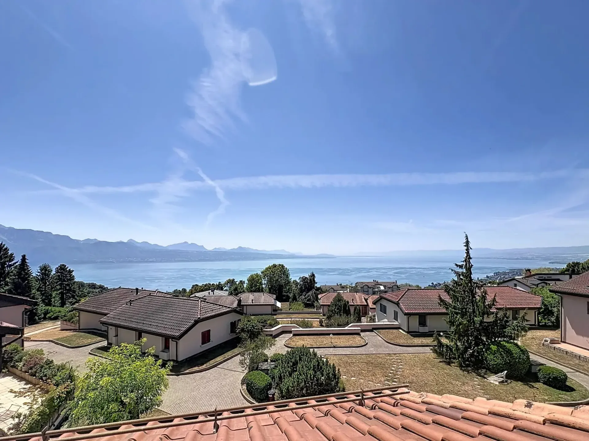 Dachgeschoss von 135 m2 mit atemberaubendem Blick auf den Genfersee