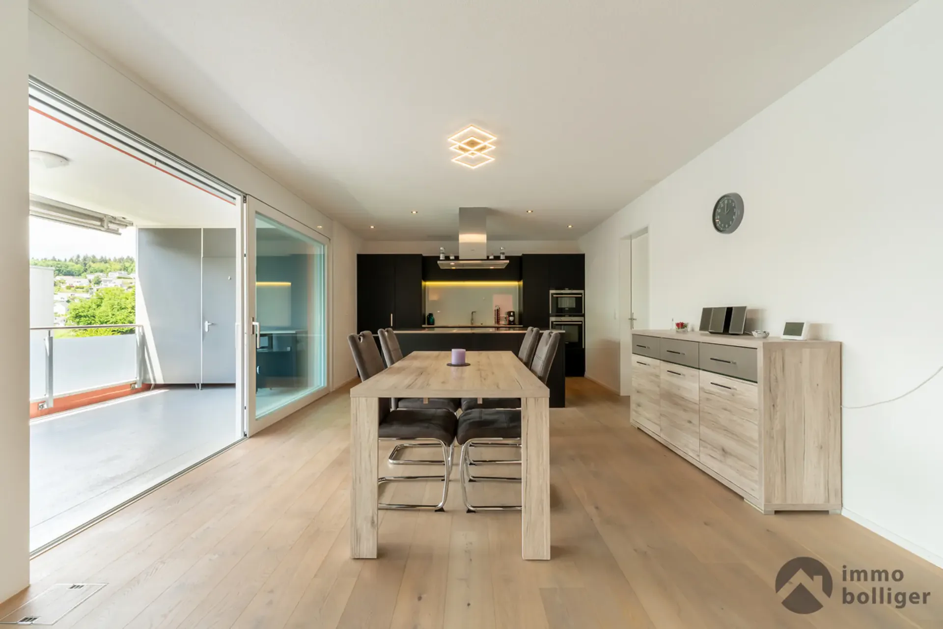 Wunderschöne 4 ½ Zimmer Wohnung in Zofingen