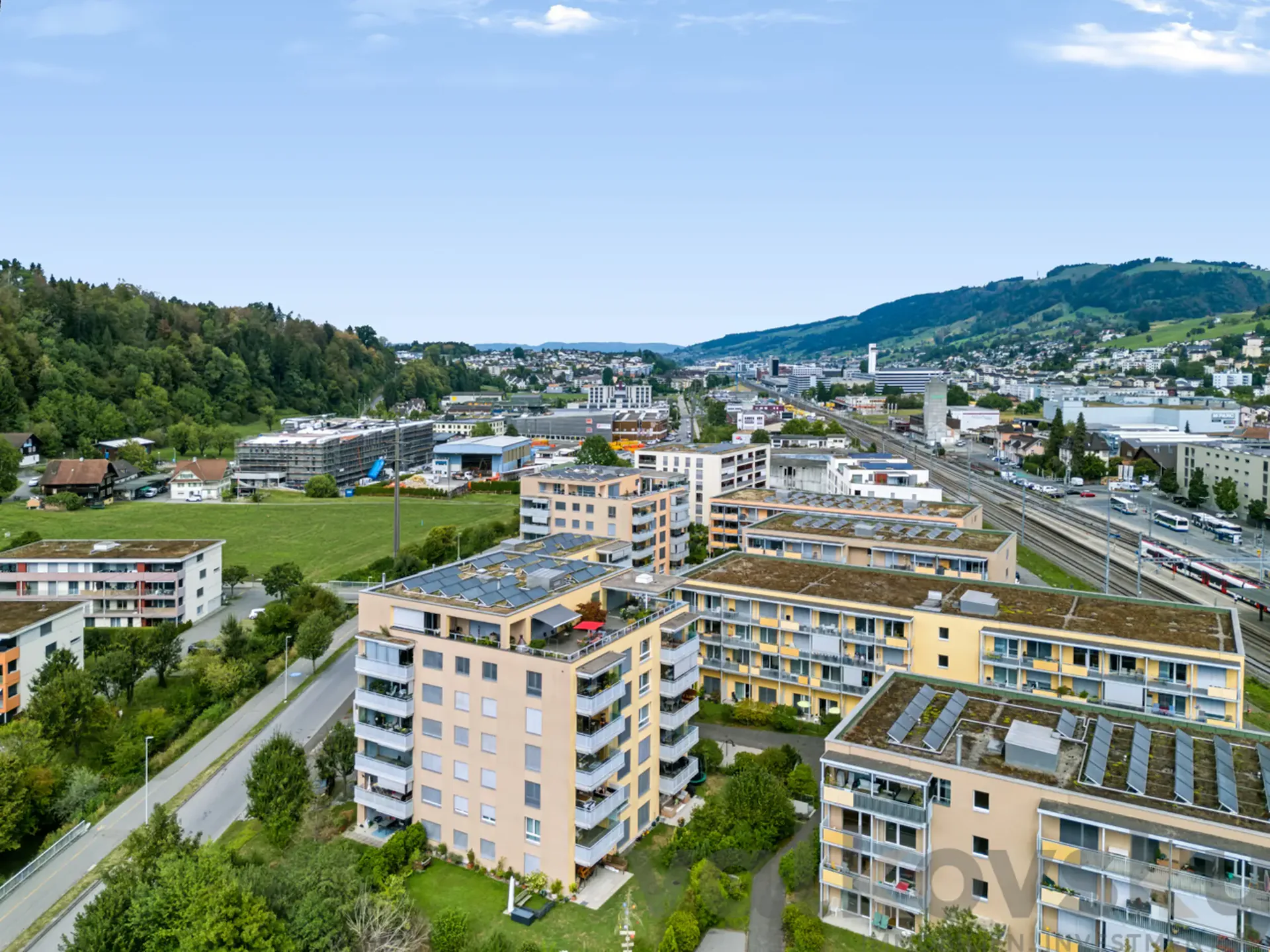 Luxueux - appartement 3,5 pièces directement à la gare d'Ebikon